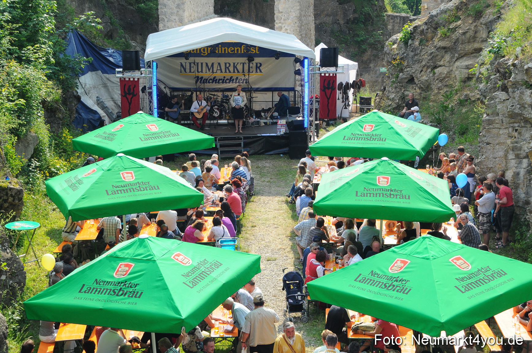 Wolfstein Burgruinenfest 260610 0002