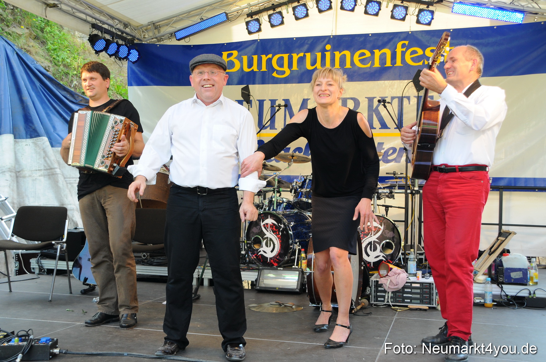 Wolfstein Burgruinenfest 260610 0006