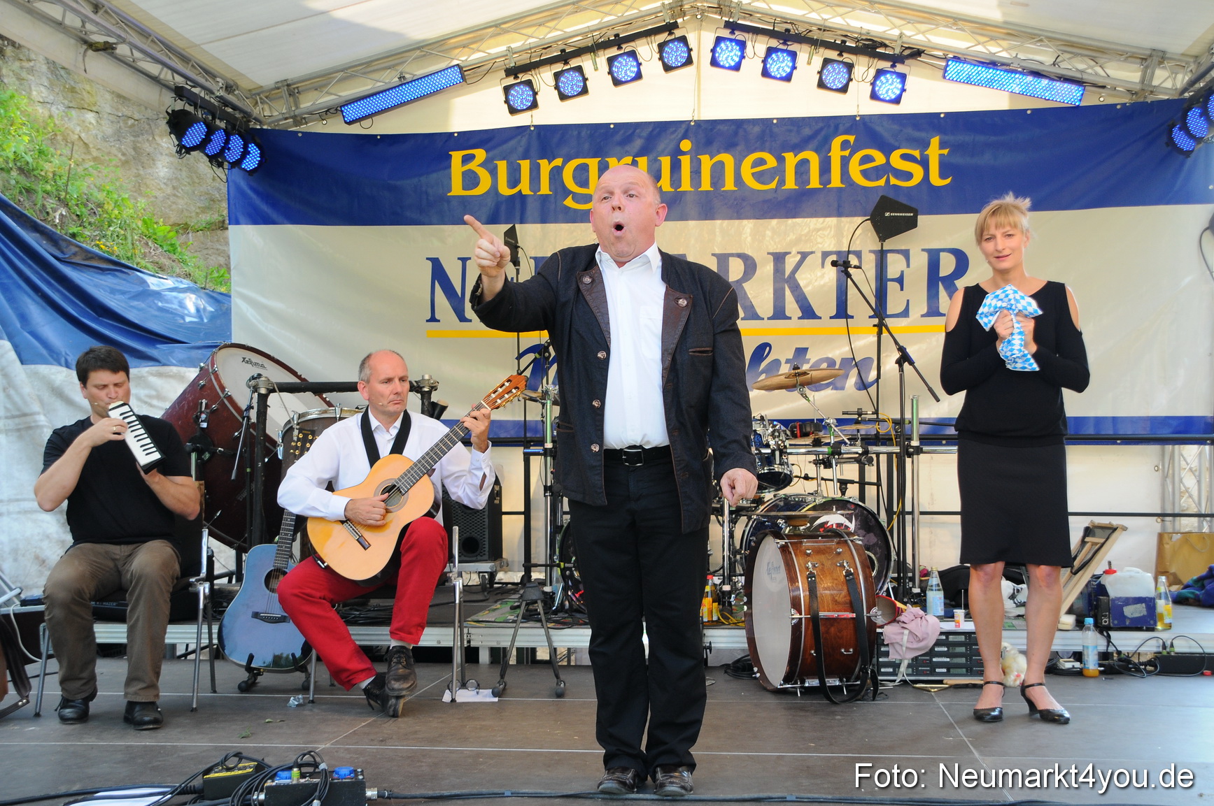 Wolfstein Burgruinenfest 260610 0009
