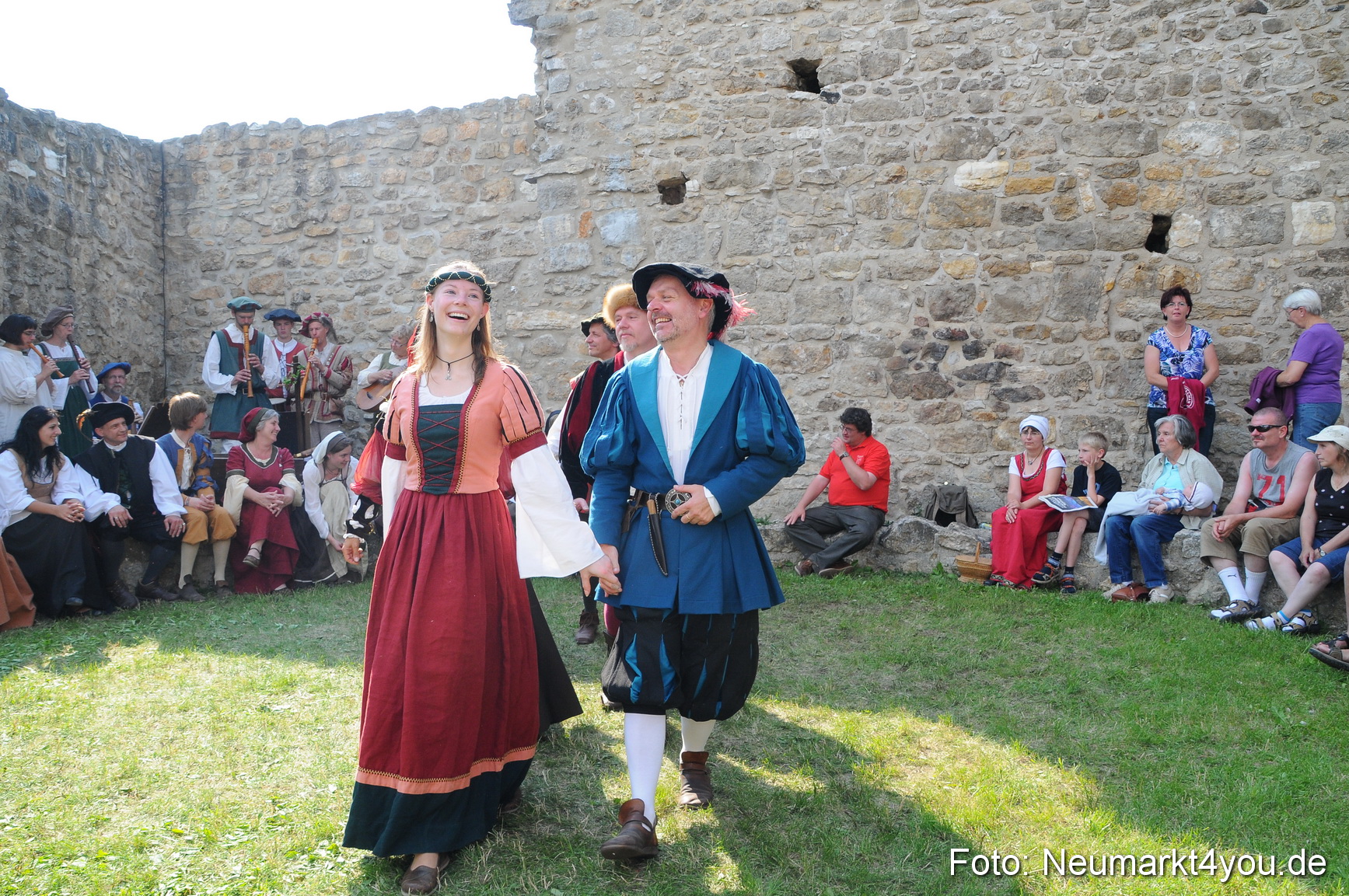 Wolfstein Burgruinenfest 260610 0012