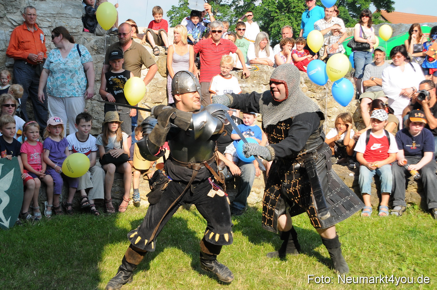 Wolfstein Burgruinenfest 260610 0030
