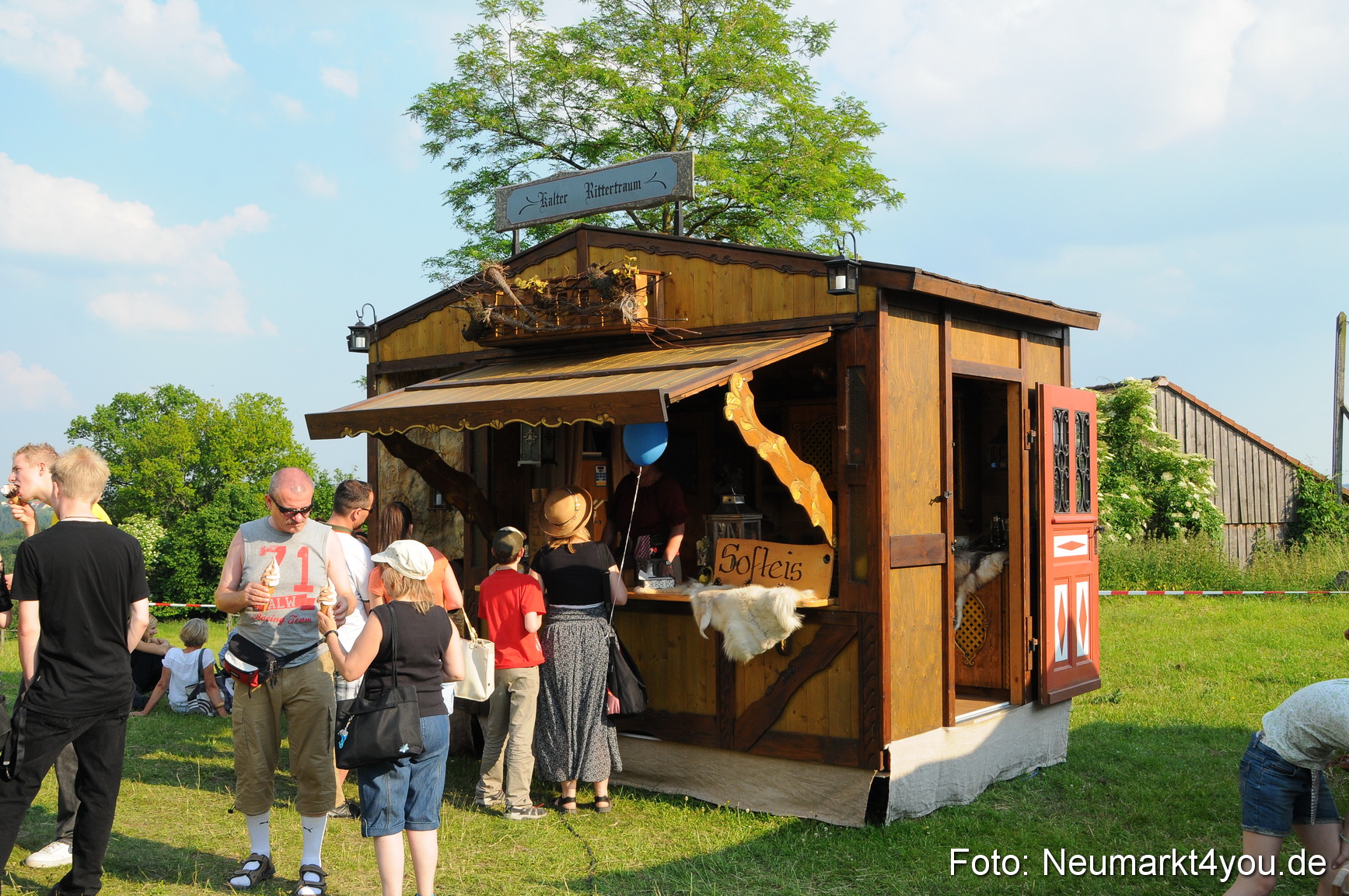 Wolfstein Burgruinenfest 260610 0043