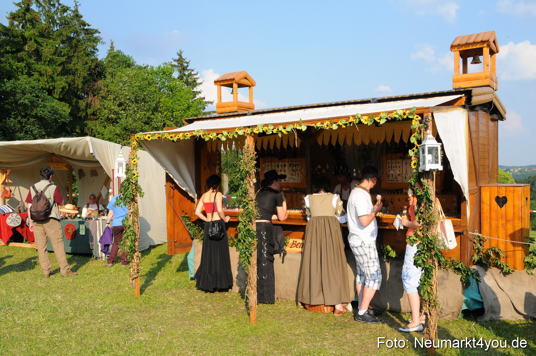 Wolfstein Burgruinenfest 260610 0046