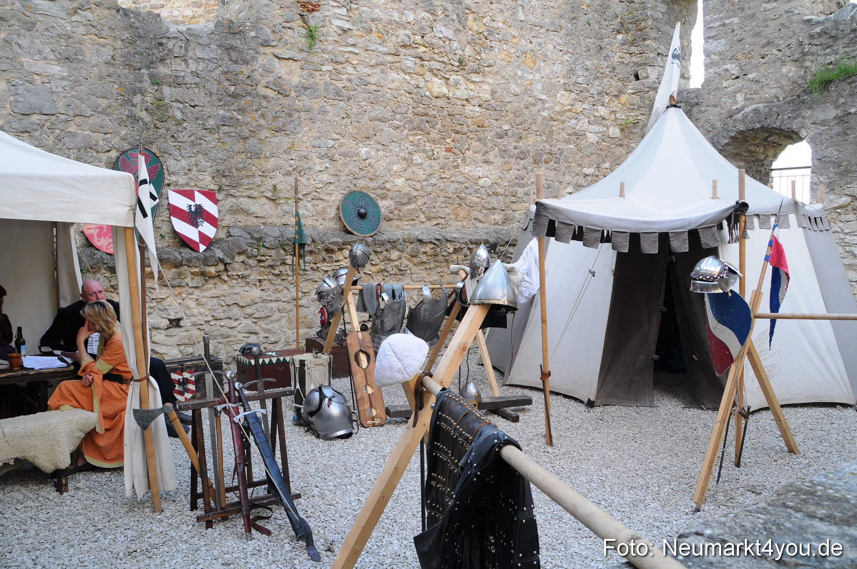 Wolfstein Burgruinenfest 260610 0051