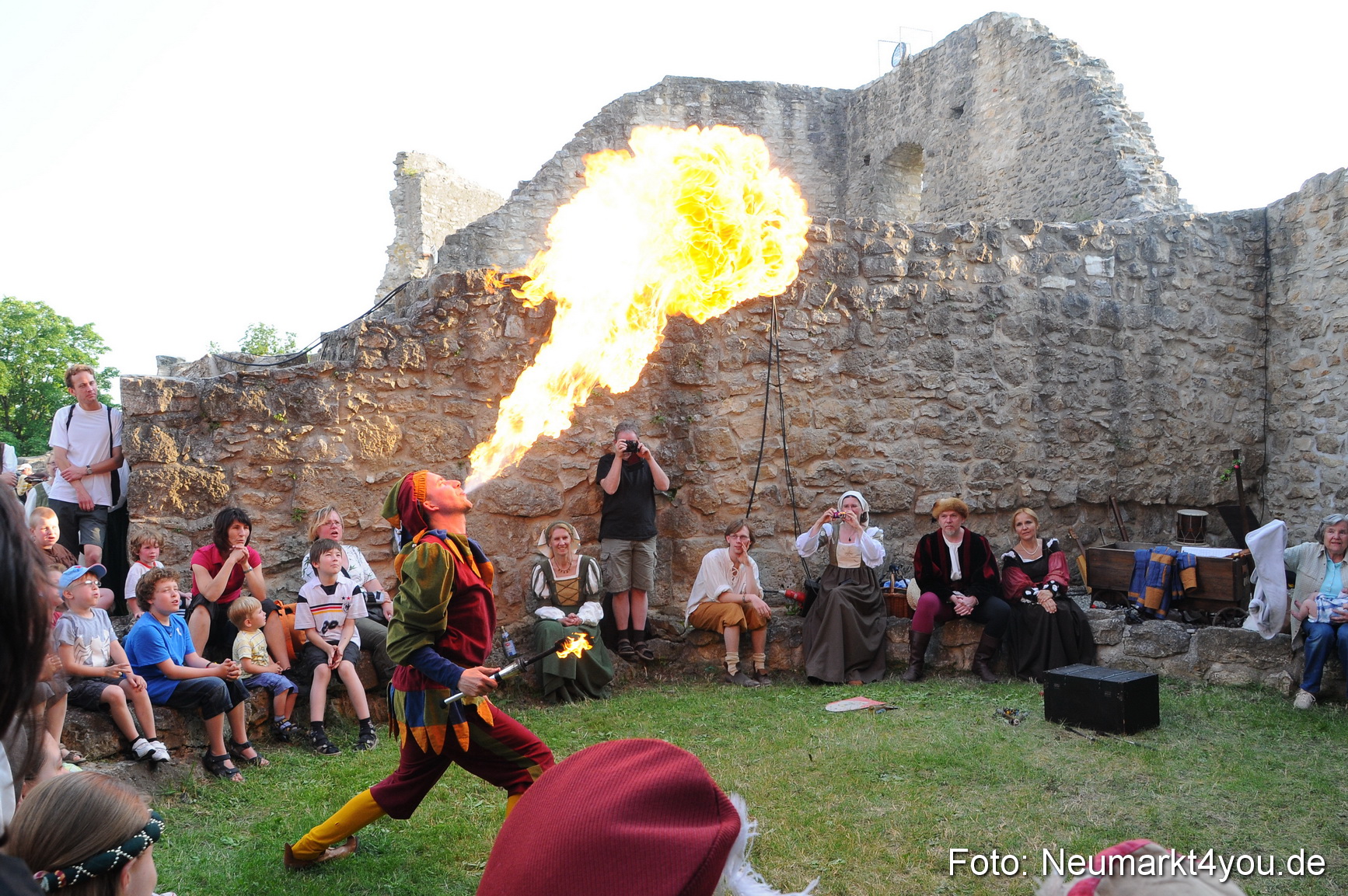 Wolfstein Burgruinenfest 260610 0068