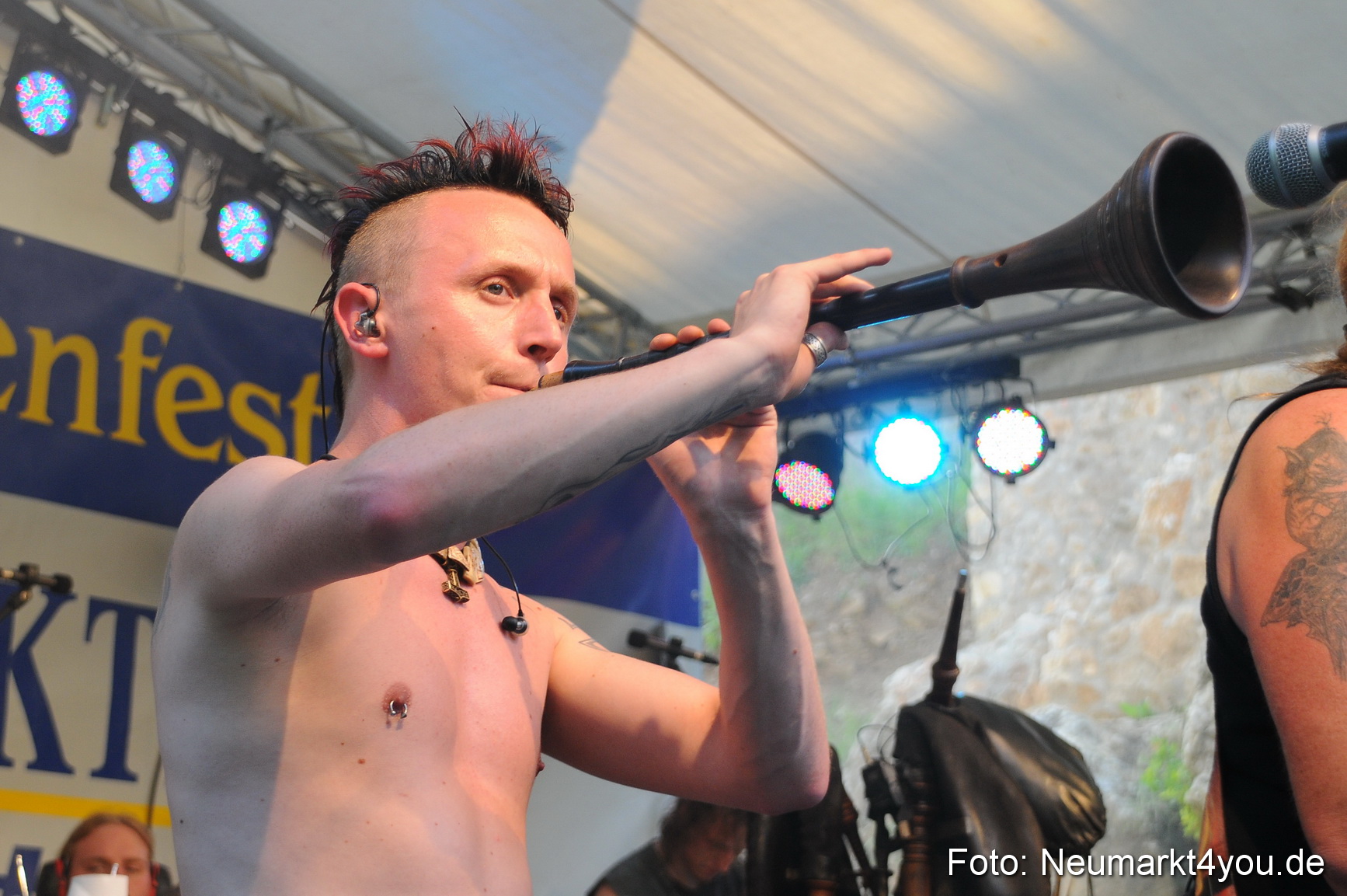 Wolfstein Burgruinenfest 260610 0073