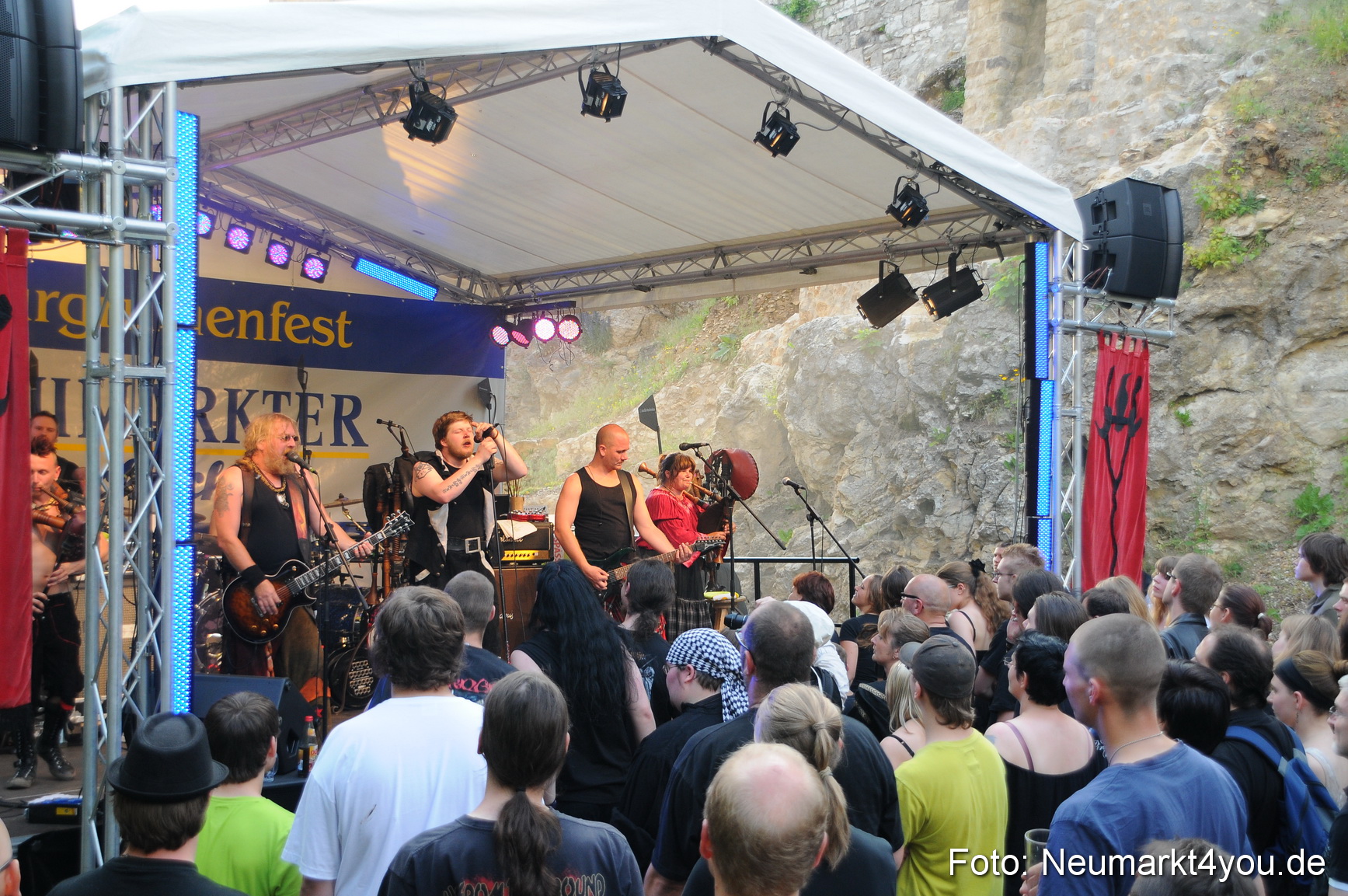 Wolfstein Burgruinenfest 260610 0079