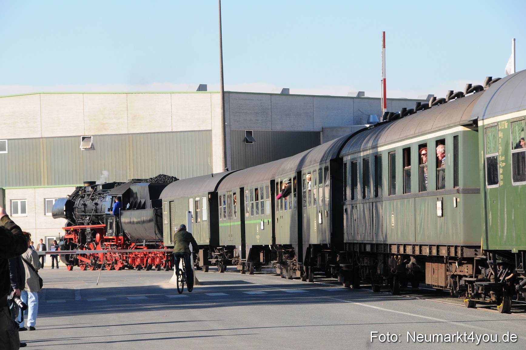 Dampflock Sonderzug Neumarkt 101010 0037