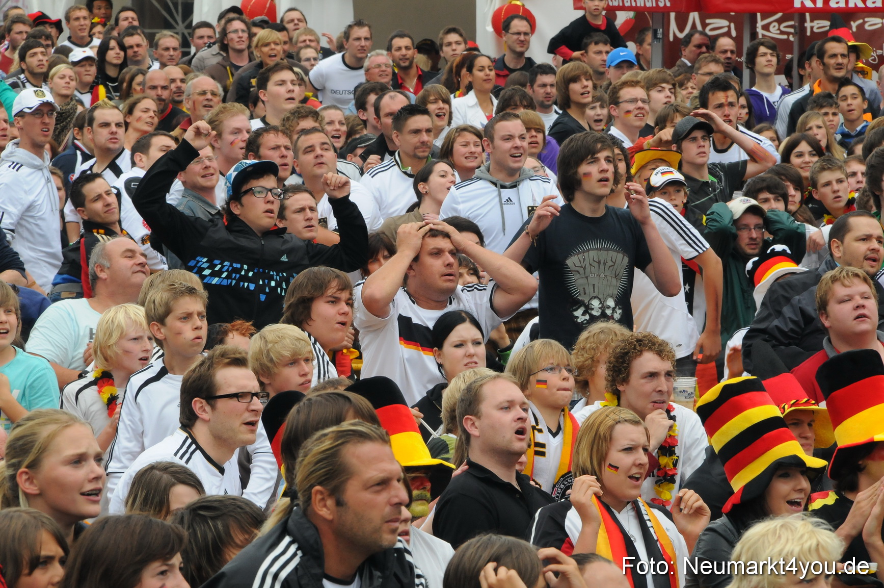 Deutschland Serbien 180610 0037