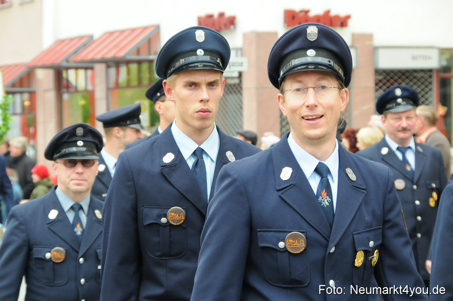 Festzug 150 Jahre Feuerwehr Neumarkt 160510 0018