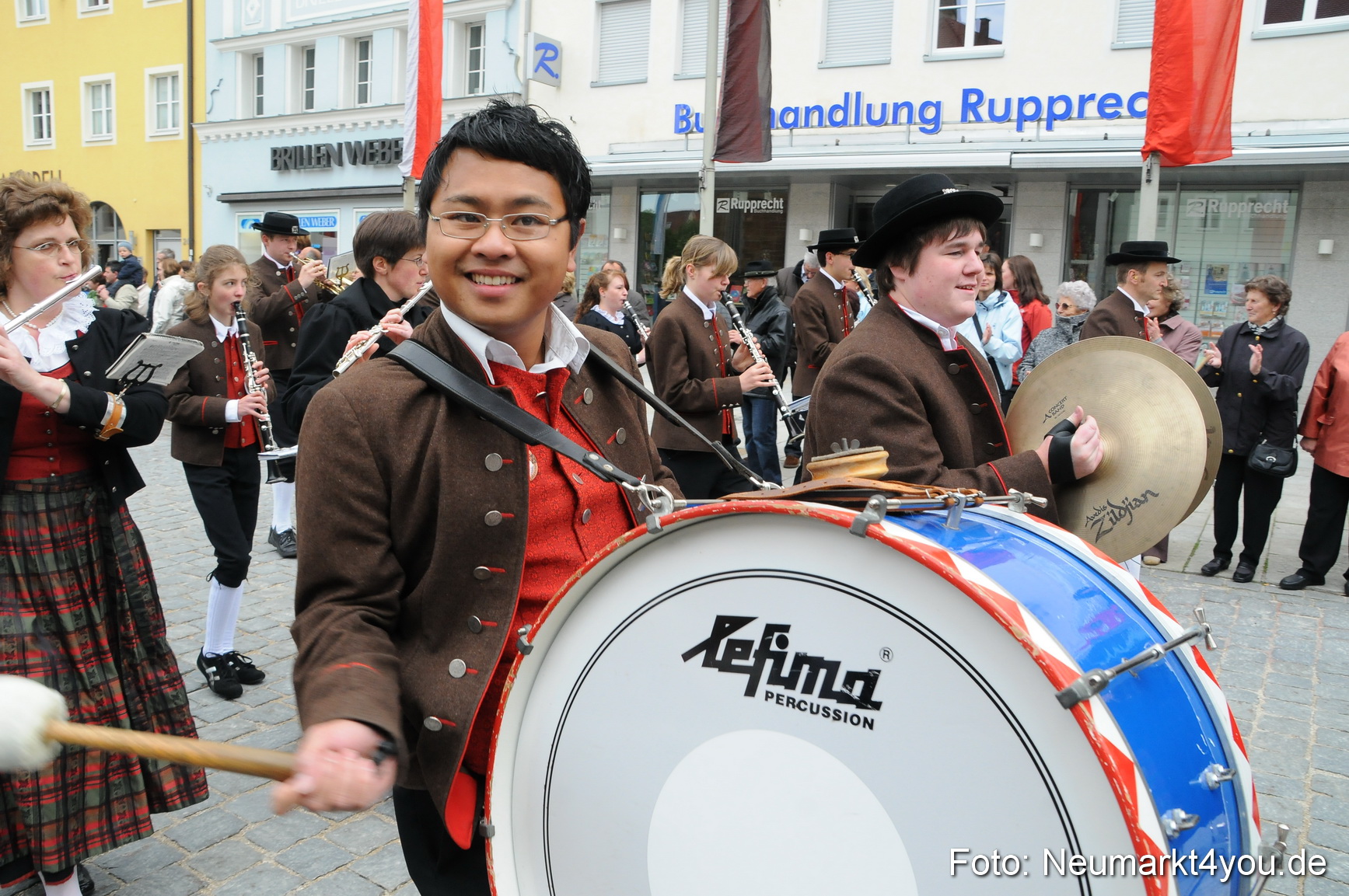 Festzug 150 Jahre Feuerwehr Neumarkt 160510 0025