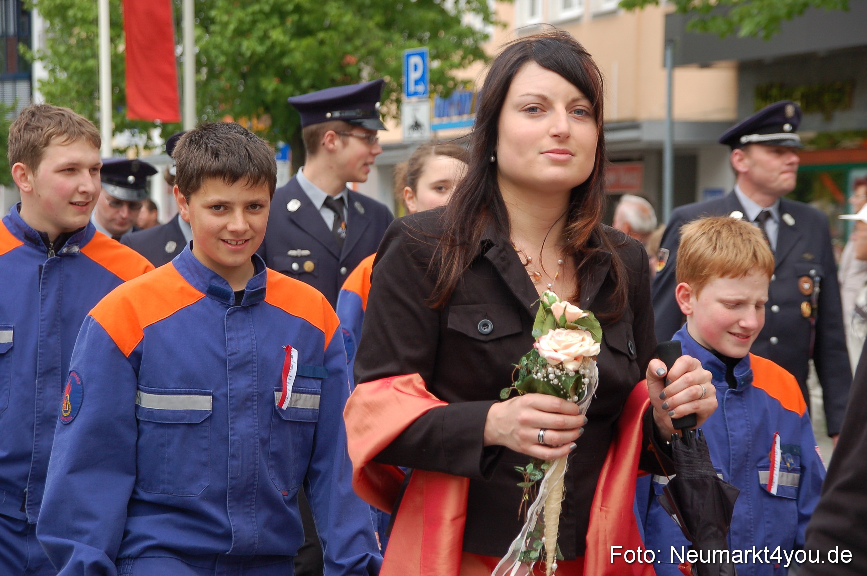 Festzug 150 Jahre Feuerwehr Neumarkt 160510 0051