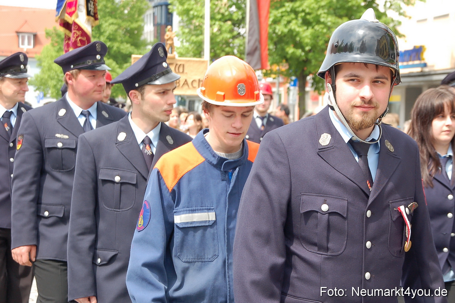 Festzug 150 Jahre Feuerwehr Neumarkt 160510 0058