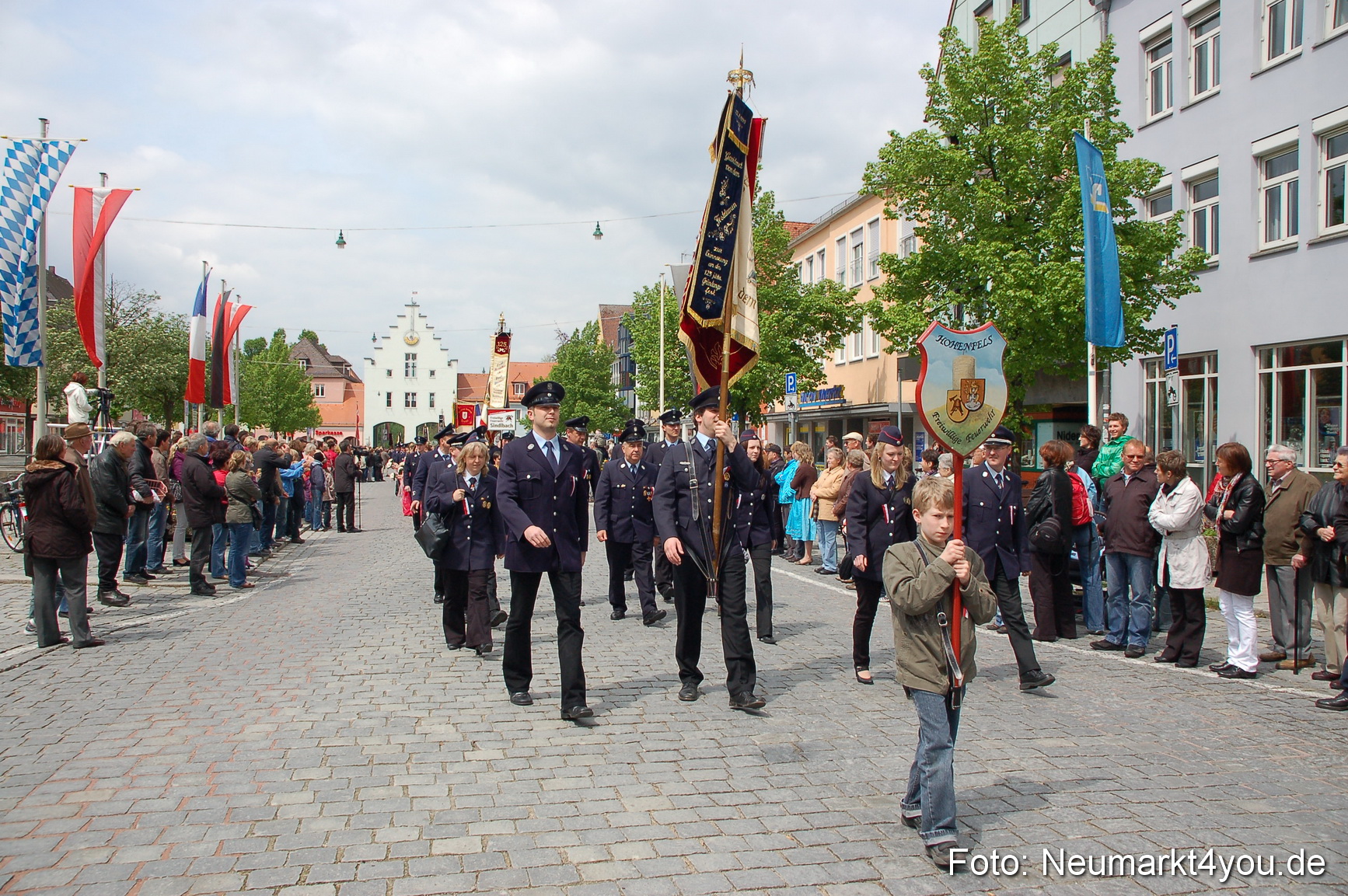 Festzug 150 Jahre Feuerwehr Neumarkt 160510 0063