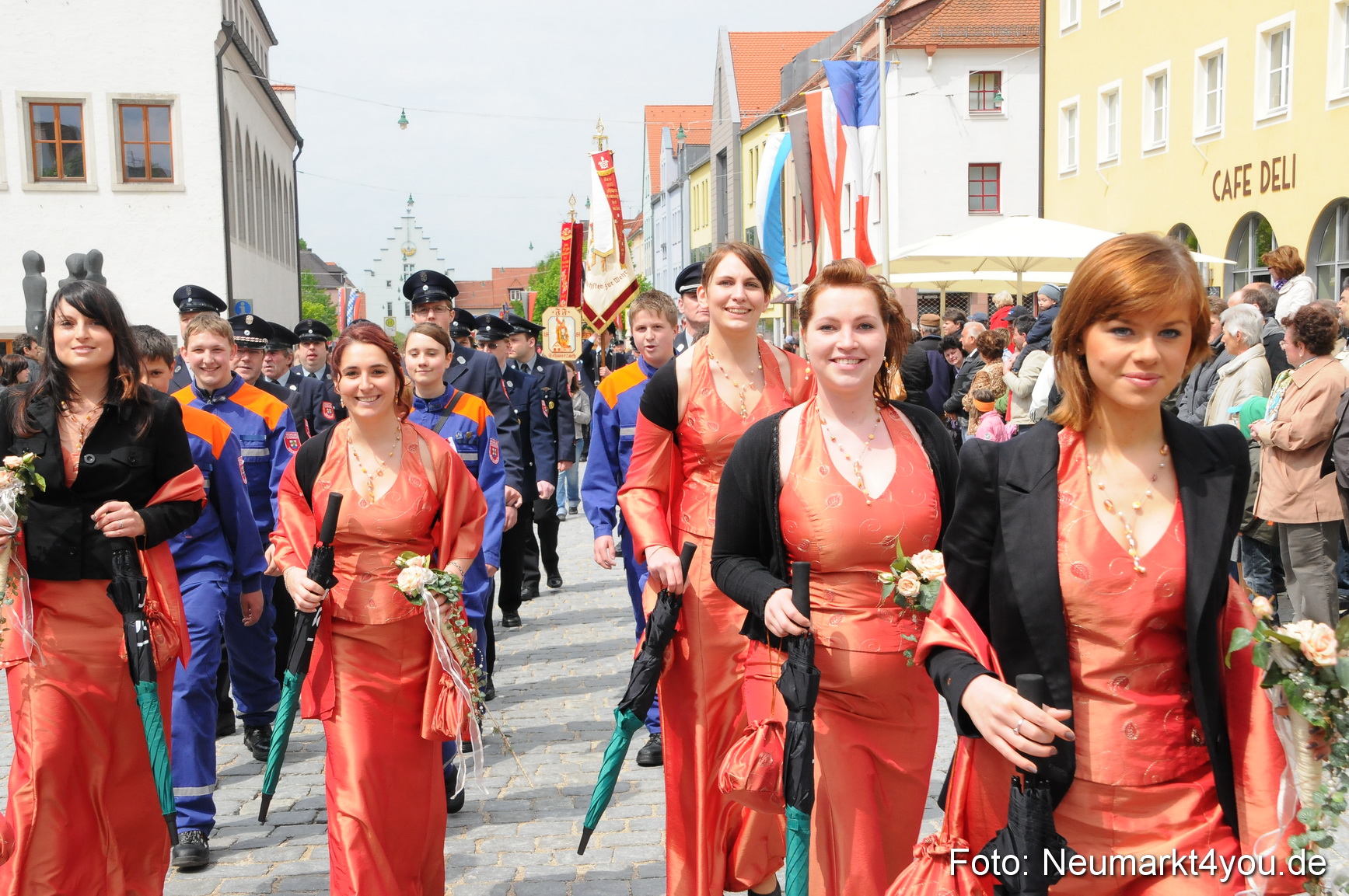 Festzug 150 Jahre Feuerwehr Neumarkt 160510 0066