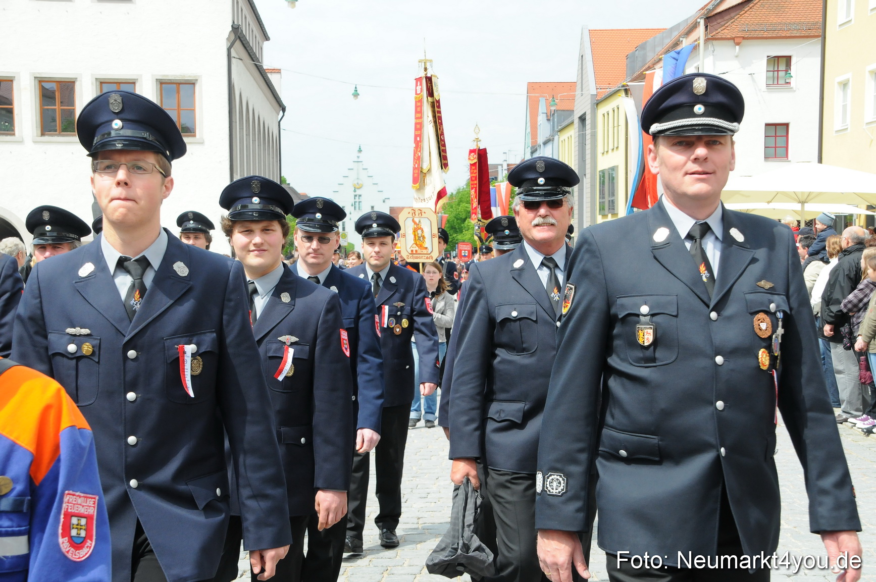Festzug 150 Jahre Feuerwehr Neumarkt 160510 0067