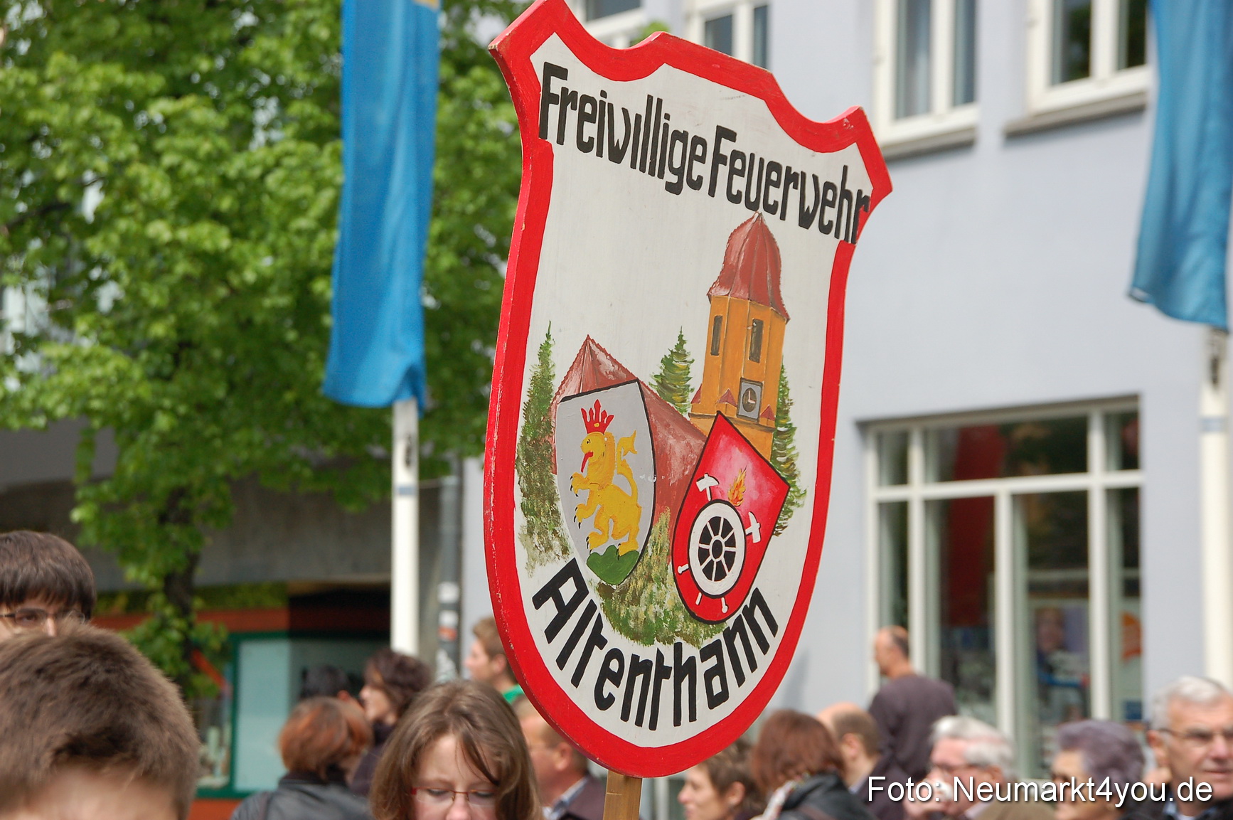 Festzug 150 Jahre Feuerwehr Neumarkt 160510 0079
