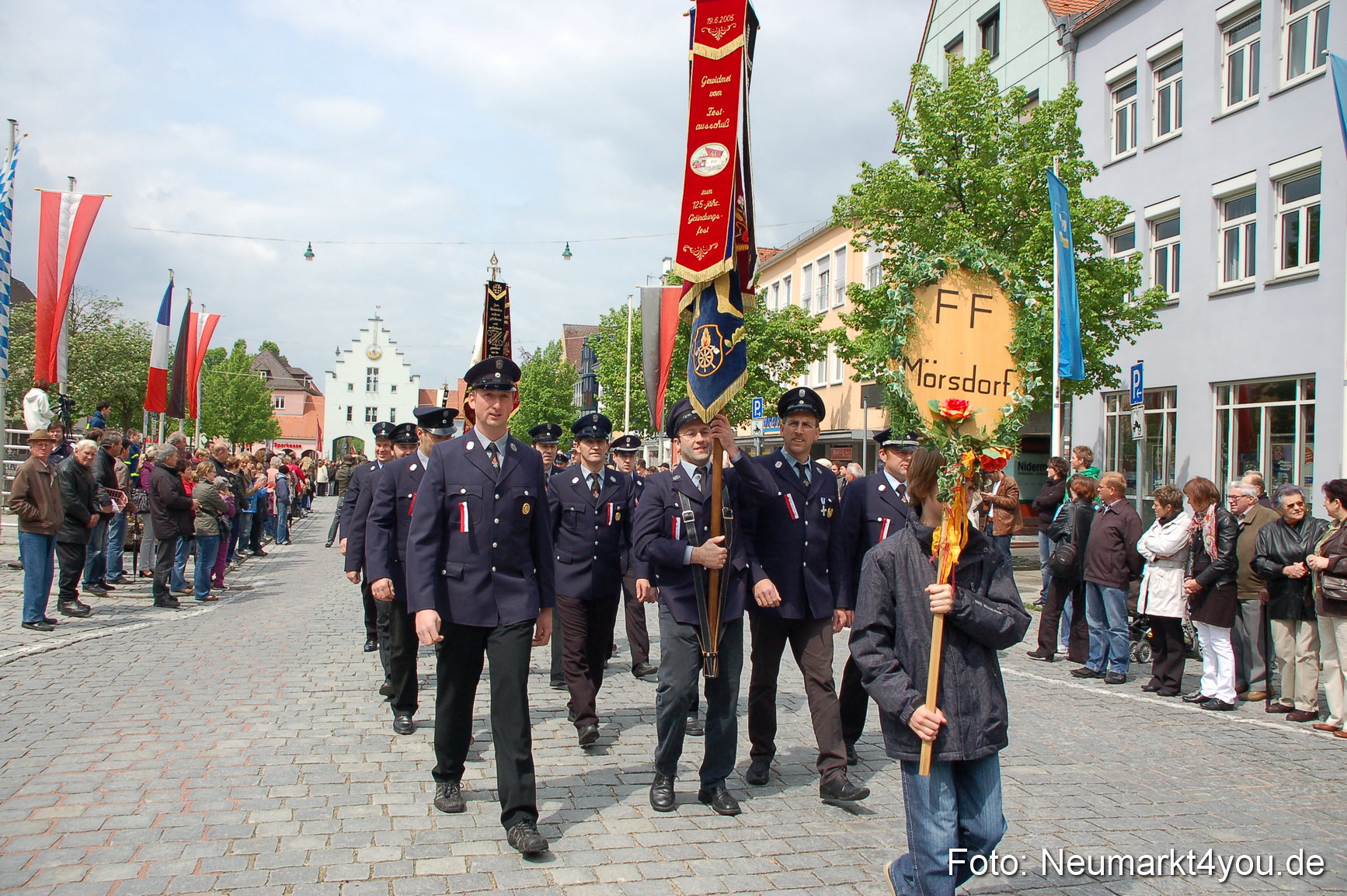 Festzug 150 Jahre Feuerwehr Neumarkt 160510 0080
