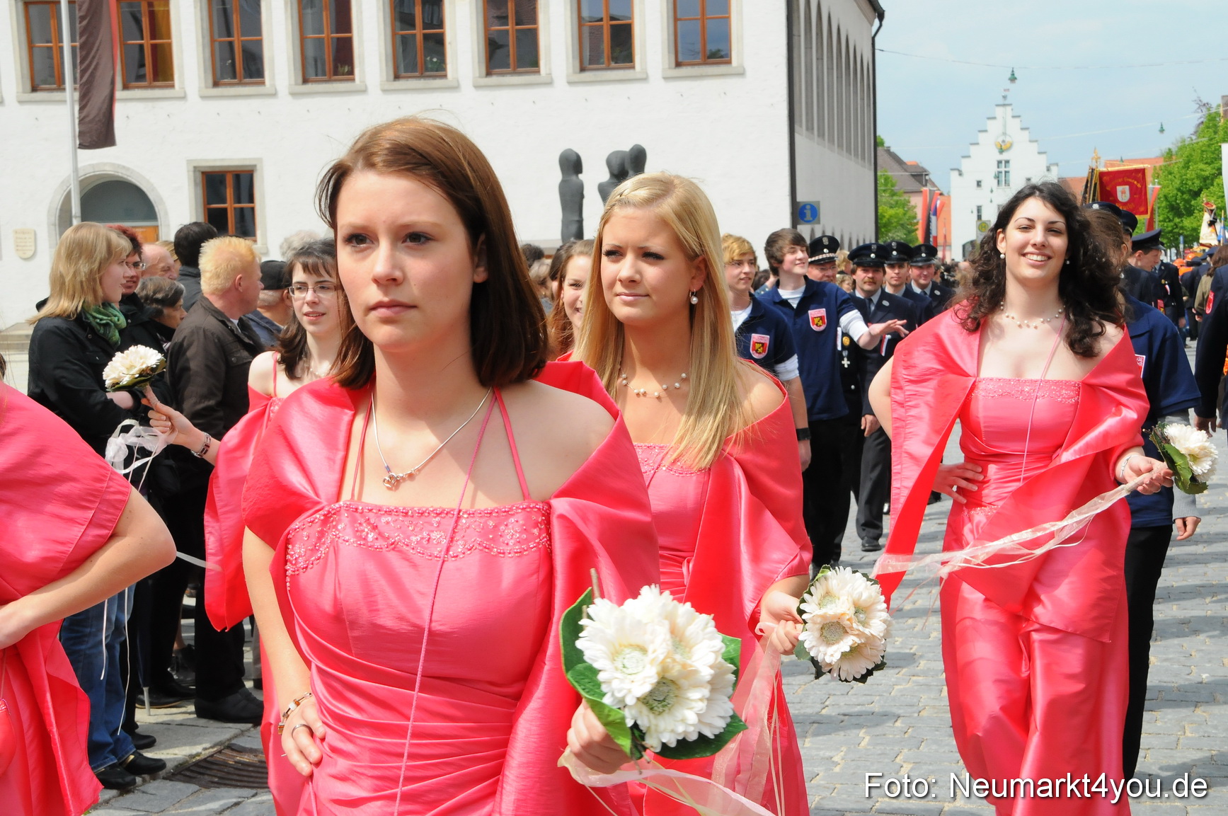 Festzug 150 Jahre Feuerwehr Neumarkt 160510 0081
