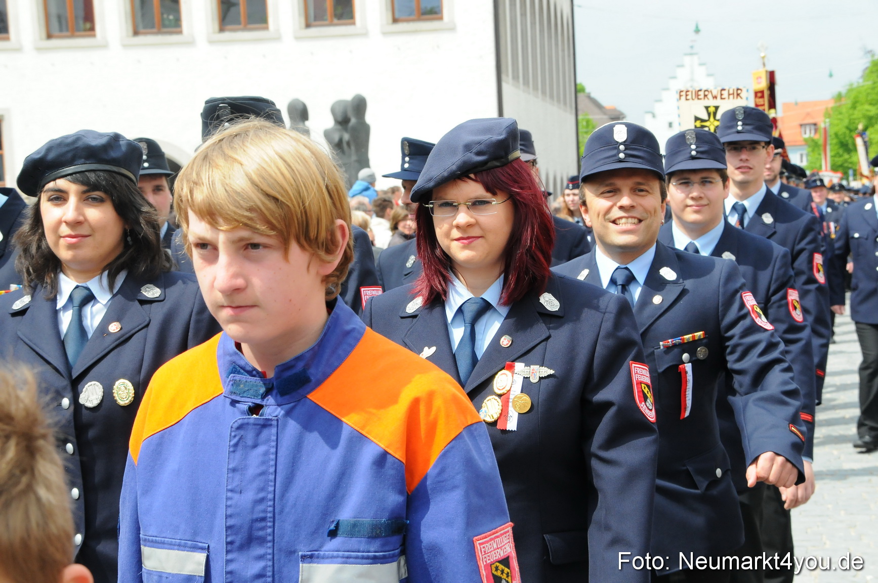 Festzug 150 Jahre Feuerwehr Neumarkt 160510 0094