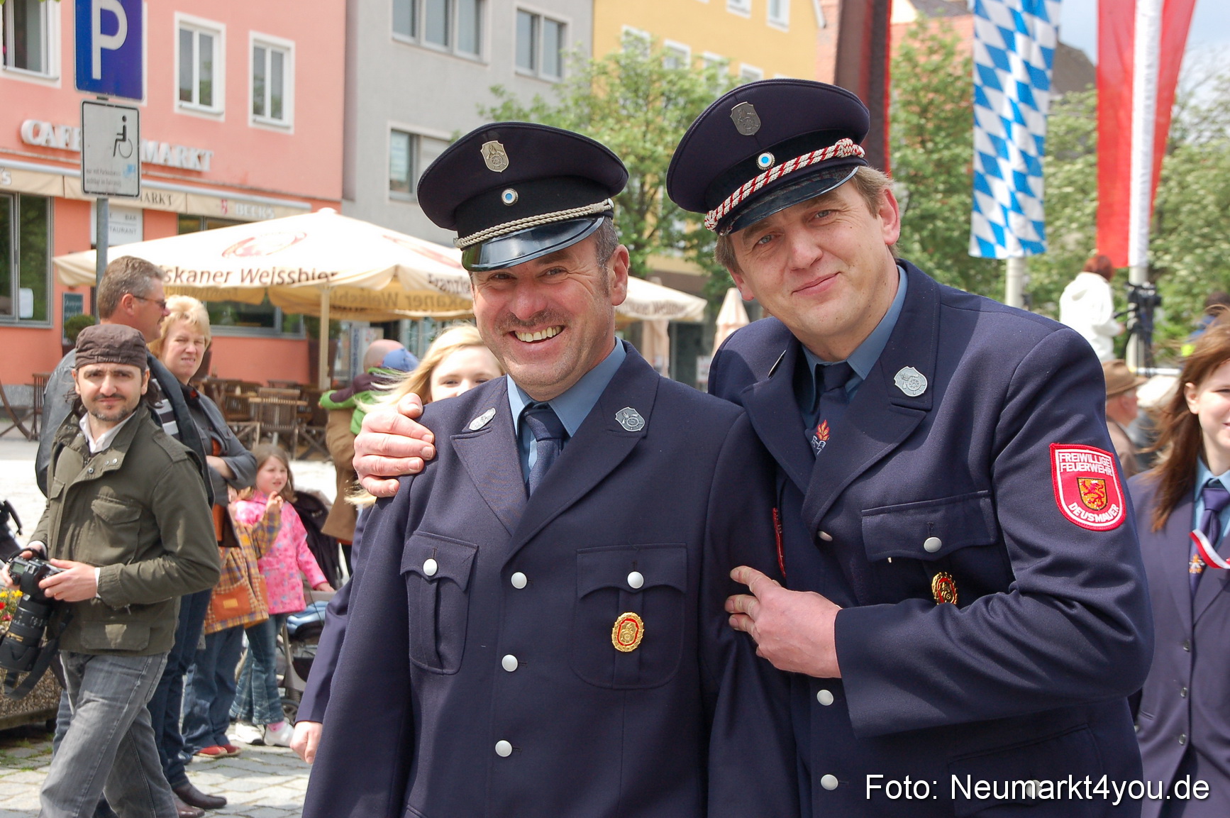 Festzug 150 Jahre Feuerwehr Neumarkt 160510 0098