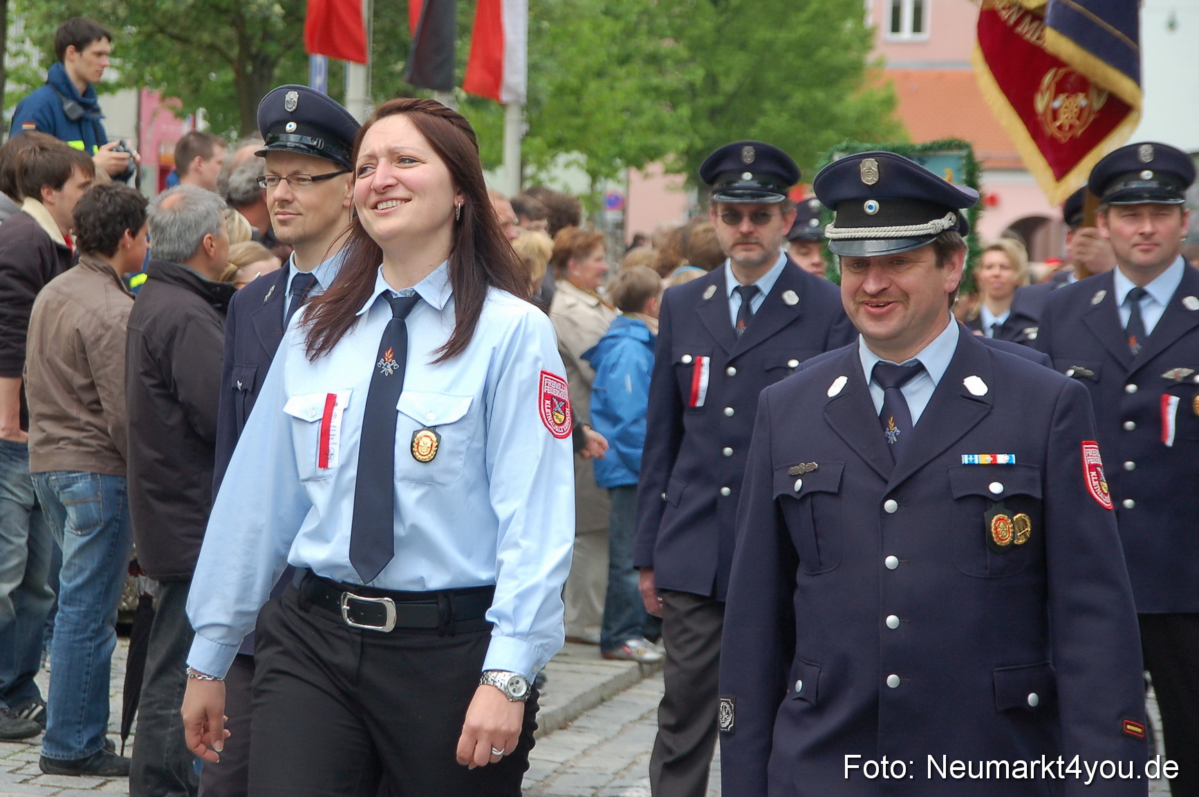 Festzug 150 Jahre Feuerwehr Neumarkt 160510 0120