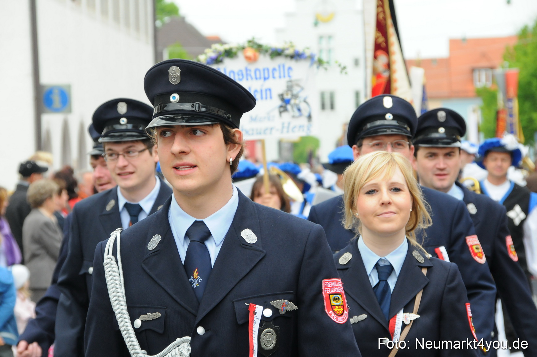 Festzug 150 Jahre Feuerwehr Neumarkt 160510 0146