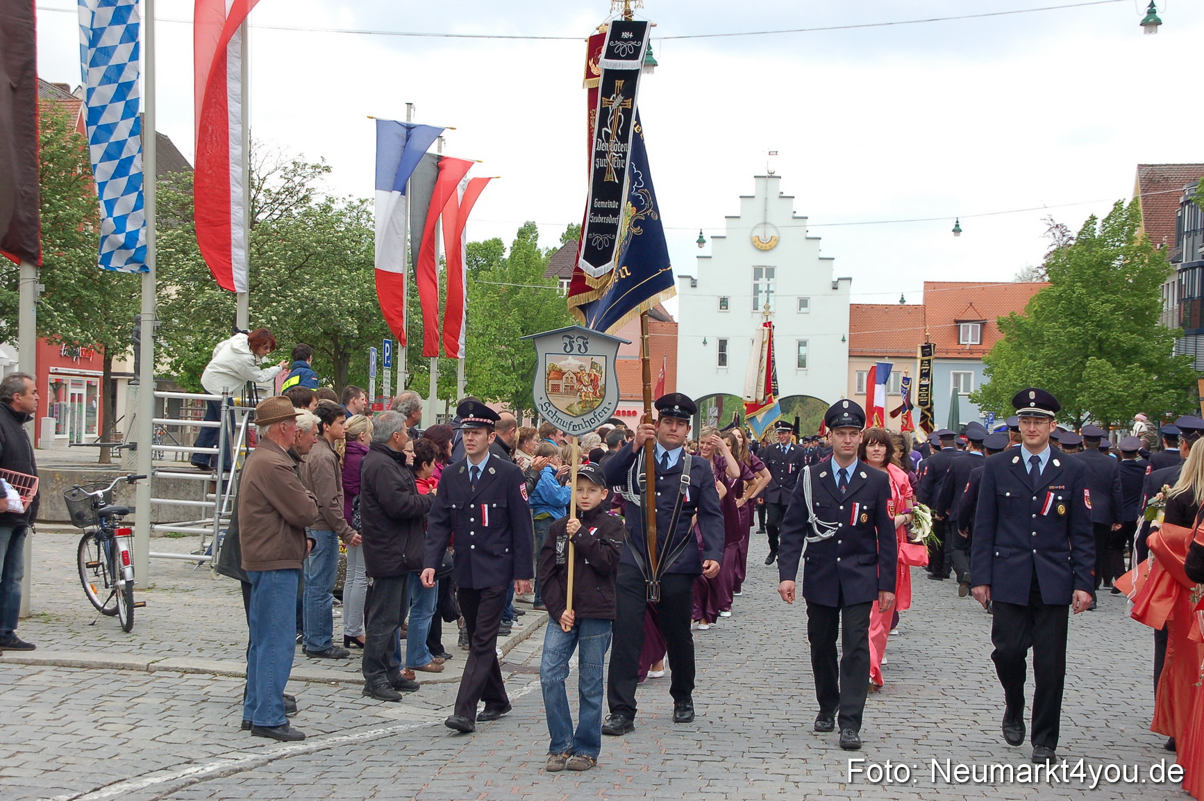 Festzug 150 Jahre Feuerwehr Neumarkt 160510 0148
