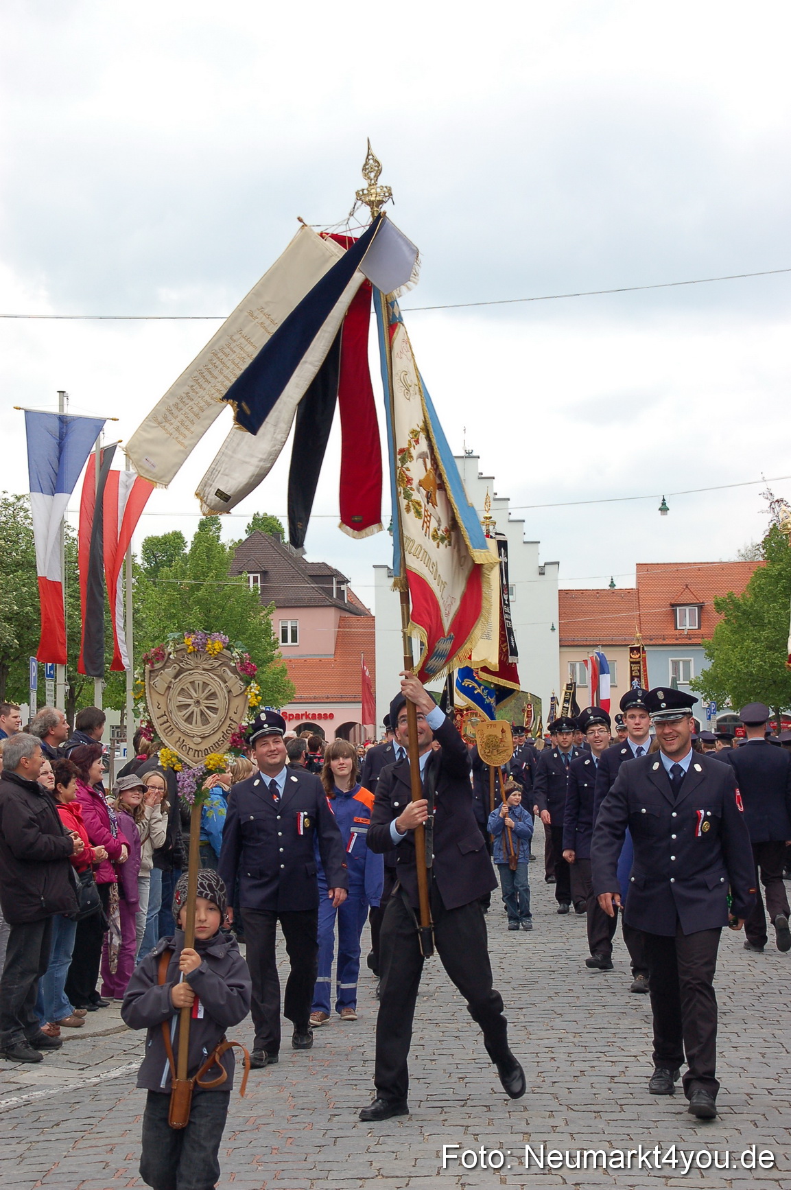Festzug 150 Jahre Feuerwehr Neumarkt 160510 0153