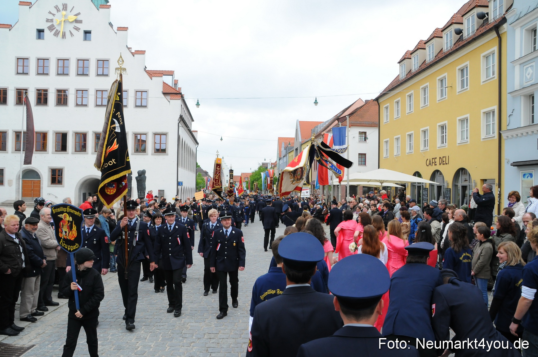 Festzug 150 Jahre Feuerwehr Neumarkt 160510 0154