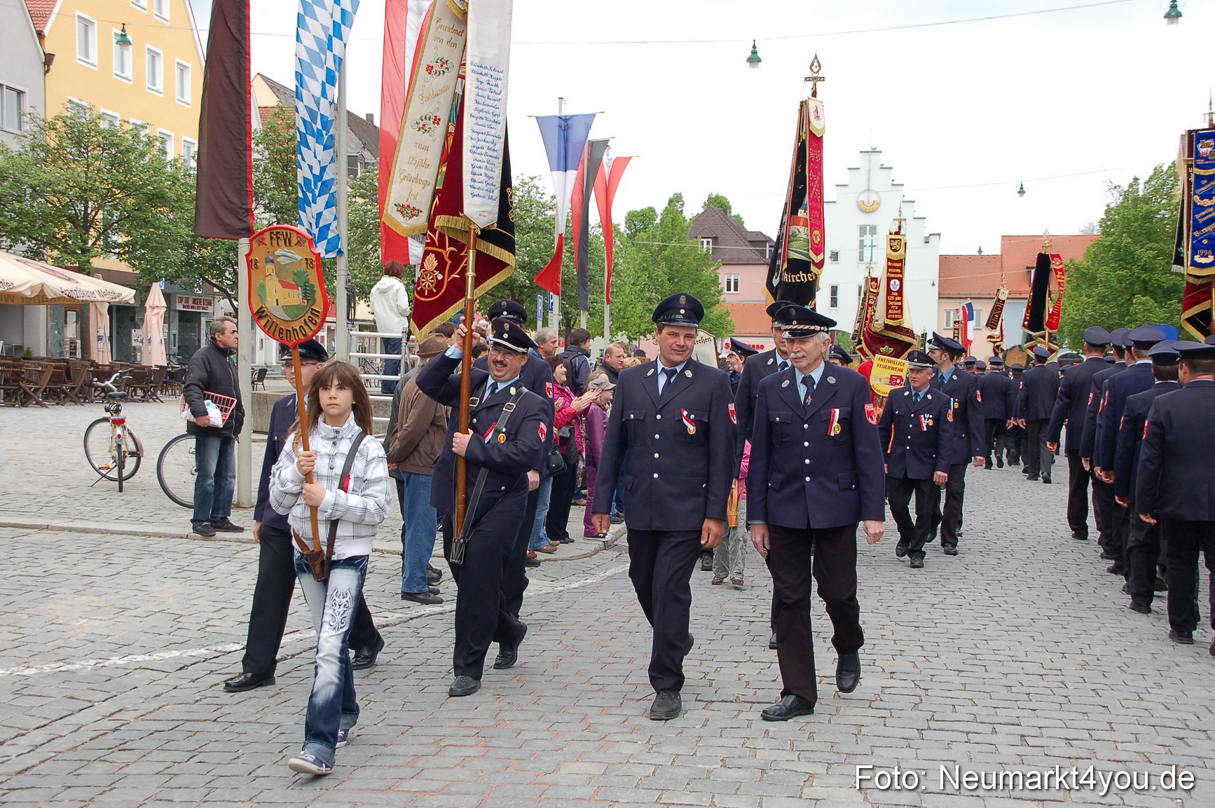 Festzug 150 Jahre Feuerwehr Neumarkt 160510 0156