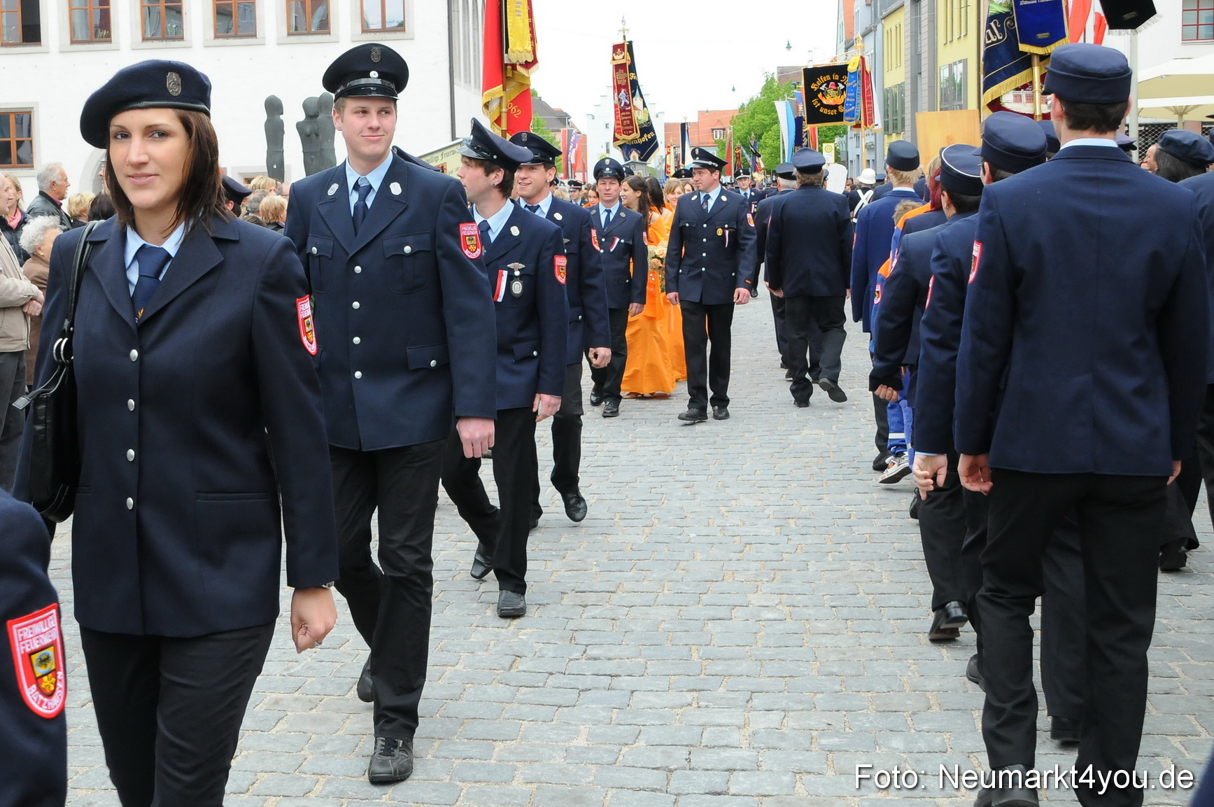 Festzug 150 Jahre Feuerwehr Neumarkt 160510 0159
