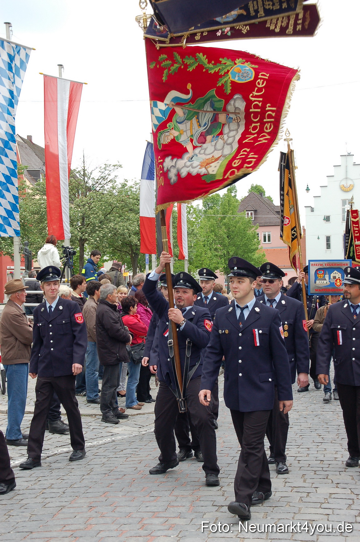 Festzug 150 Jahre Feuerwehr Neumarkt 160510 0175
