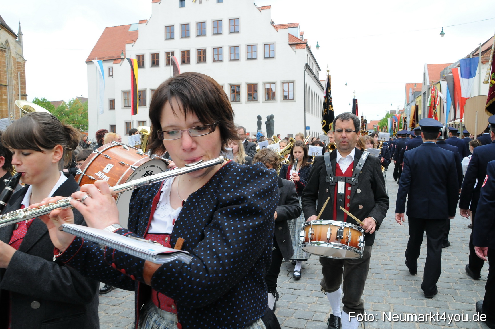 Festzug 150 Jahre Feuerwehr Neumarkt 160510 0177
