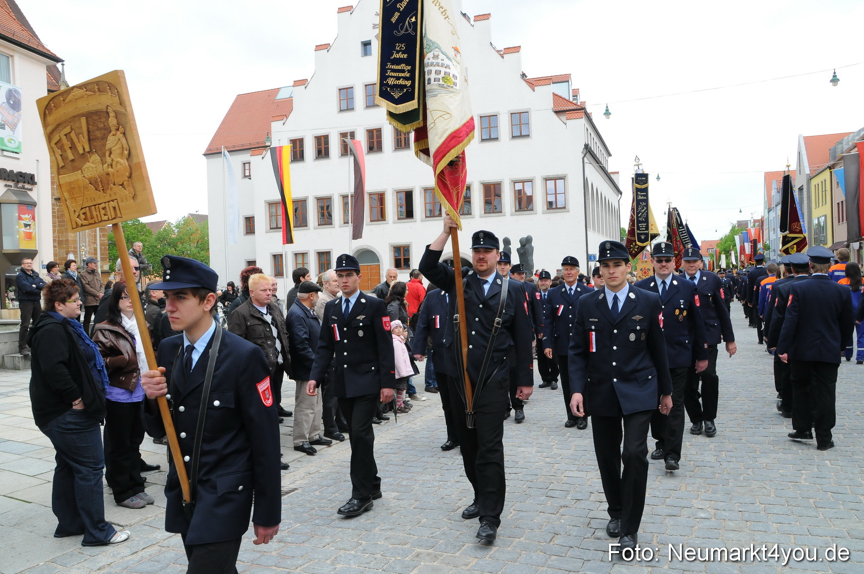 Festzug 150 Jahre Feuerwehr Neumarkt 160510 0184