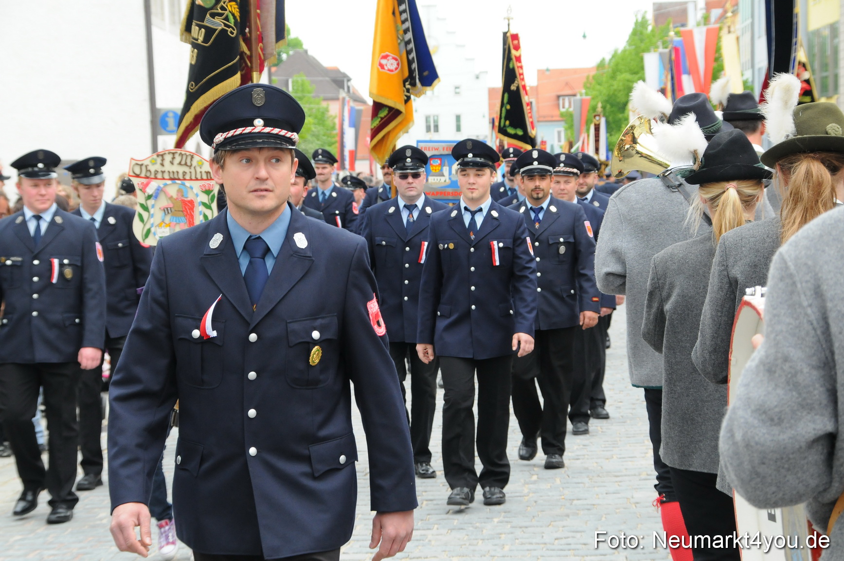 Festzug 150 Jahre Feuerwehr Neumarkt 160510 0185