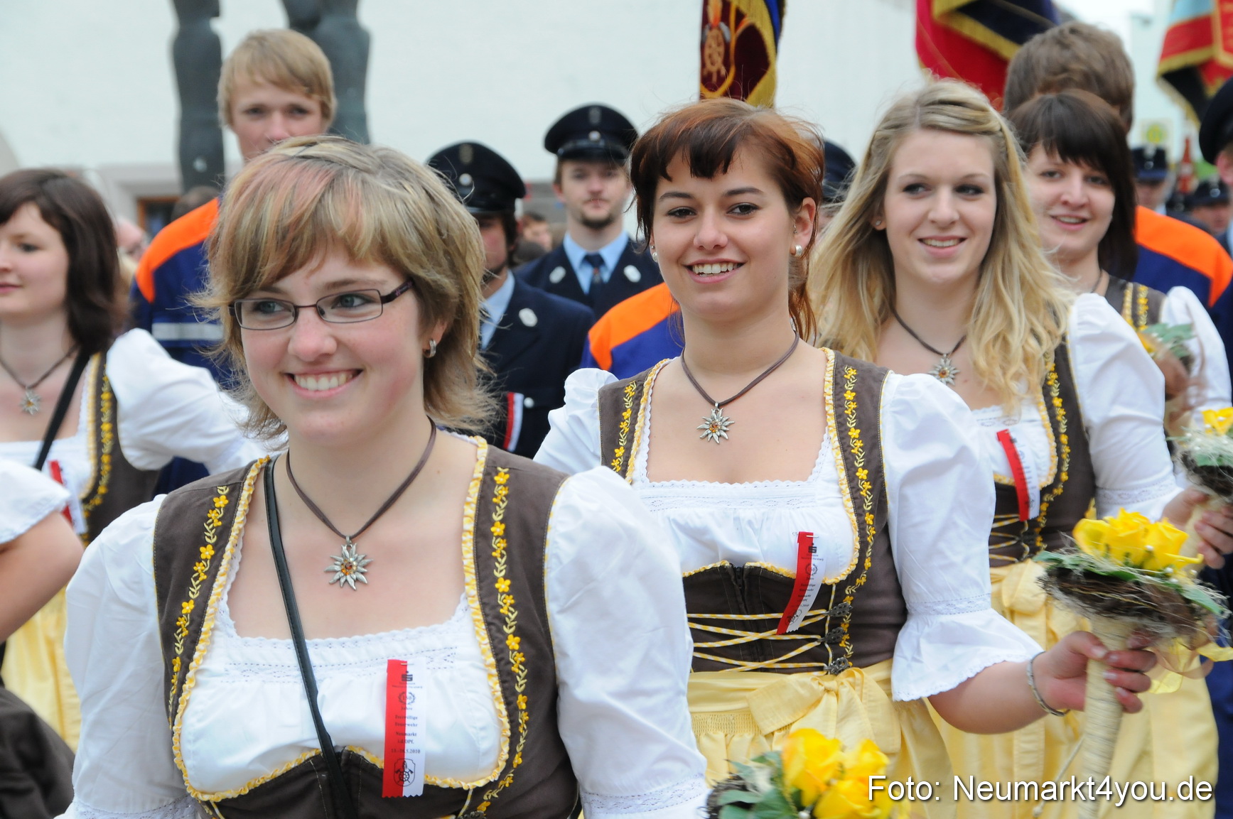 Festzug 150 Jahre Feuerwehr Neumarkt 160510 0190