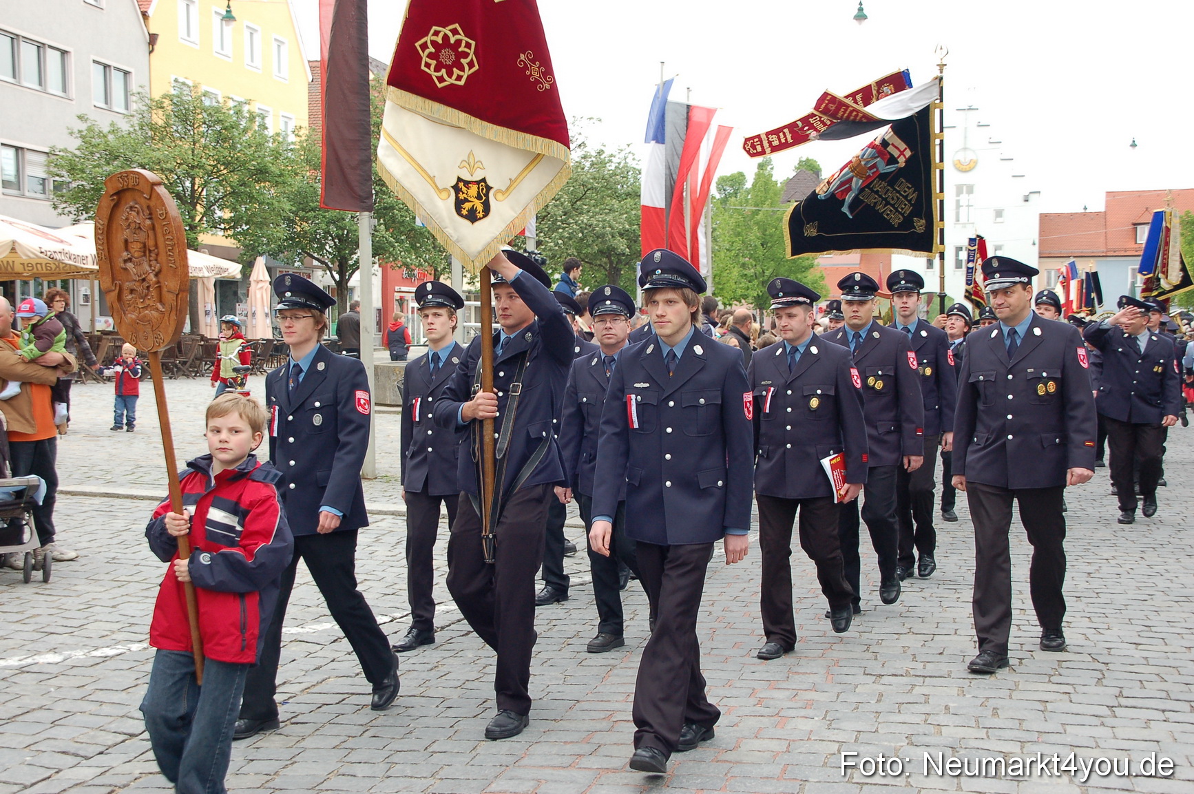 Festzug 150 Jahre Feuerwehr Neumarkt 160510 0197