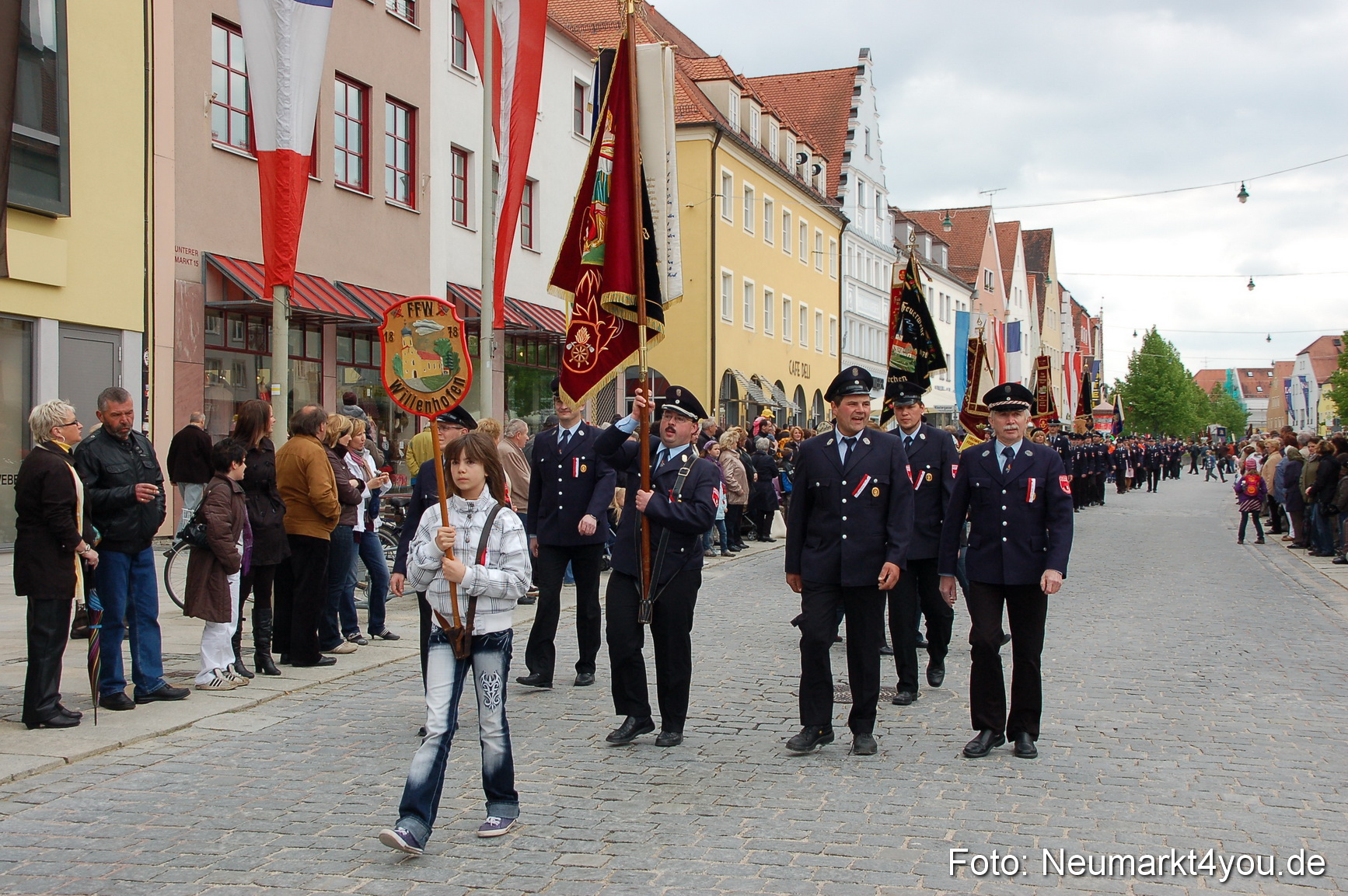 Festzug 150 Jahre Feuerwehr Neumarkt 160510 0206