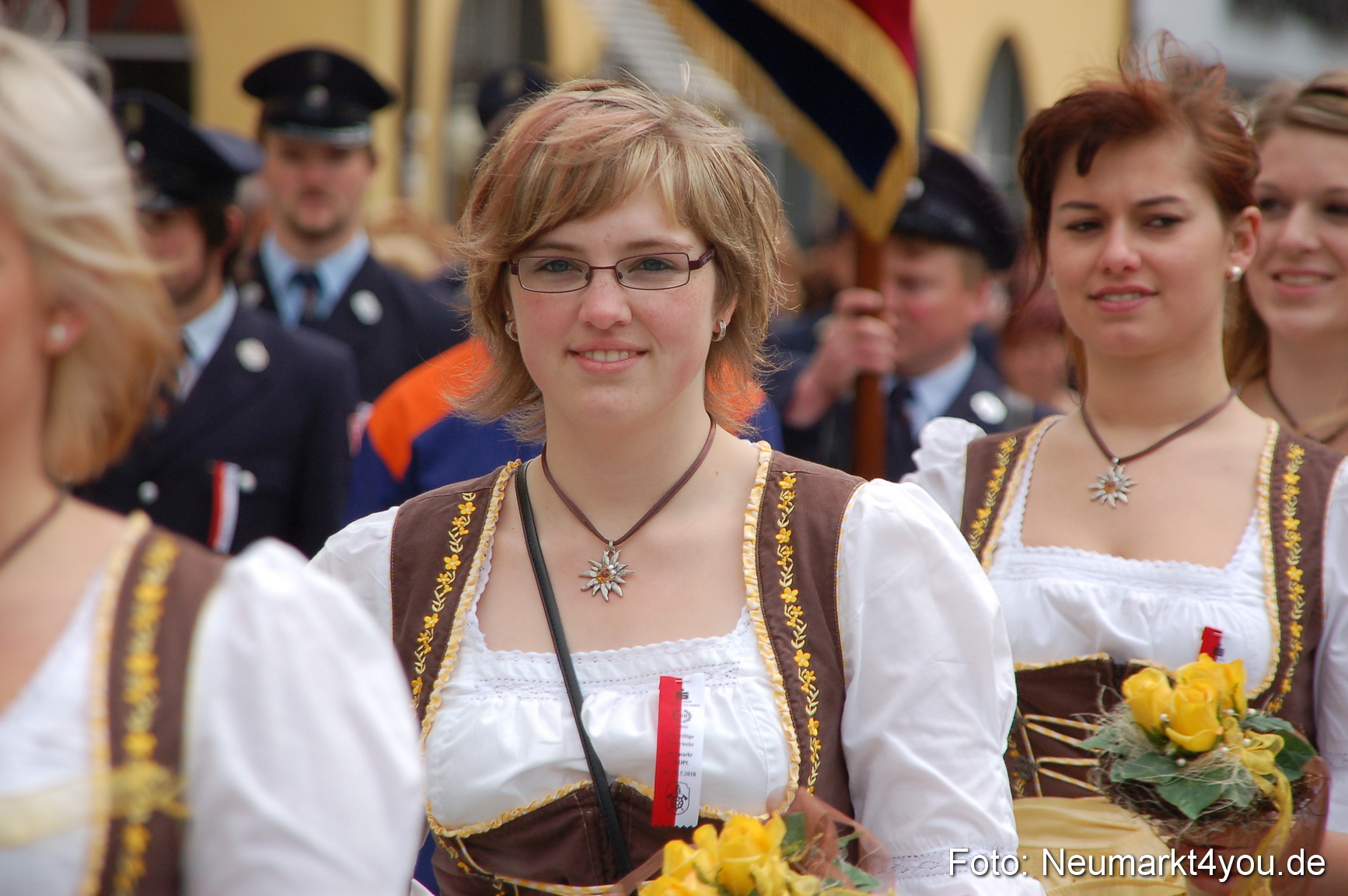 Festzug 150 Jahre Feuerwehr Neumarkt 160510 0224