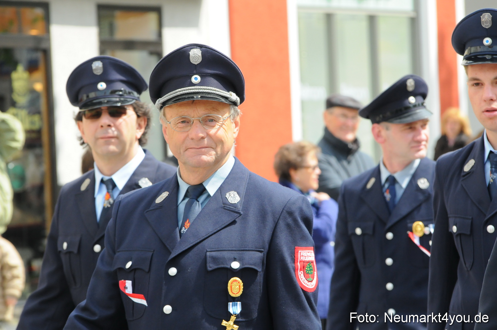 Festzug 150 Jahre Feuerwehr Neumarkt 160510 0230