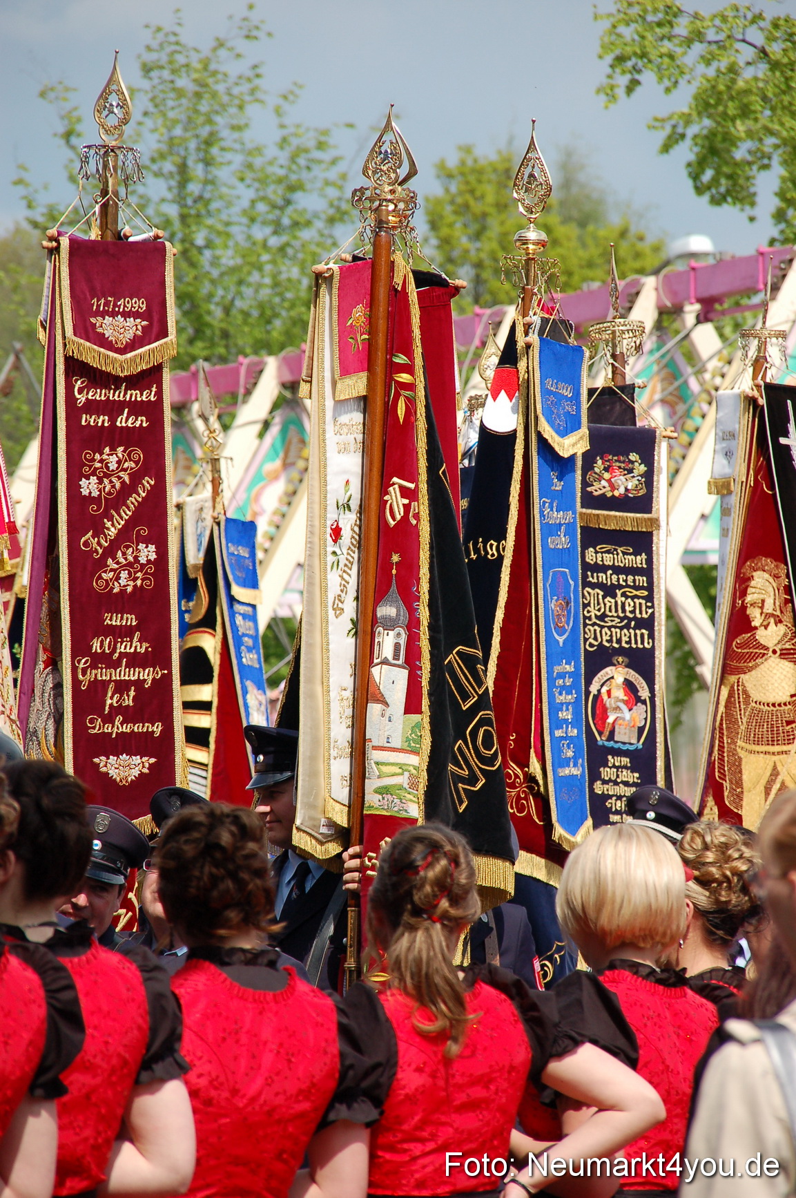 Festzug 150 Jahre Feuerwehr Neumarkt 160510 0239