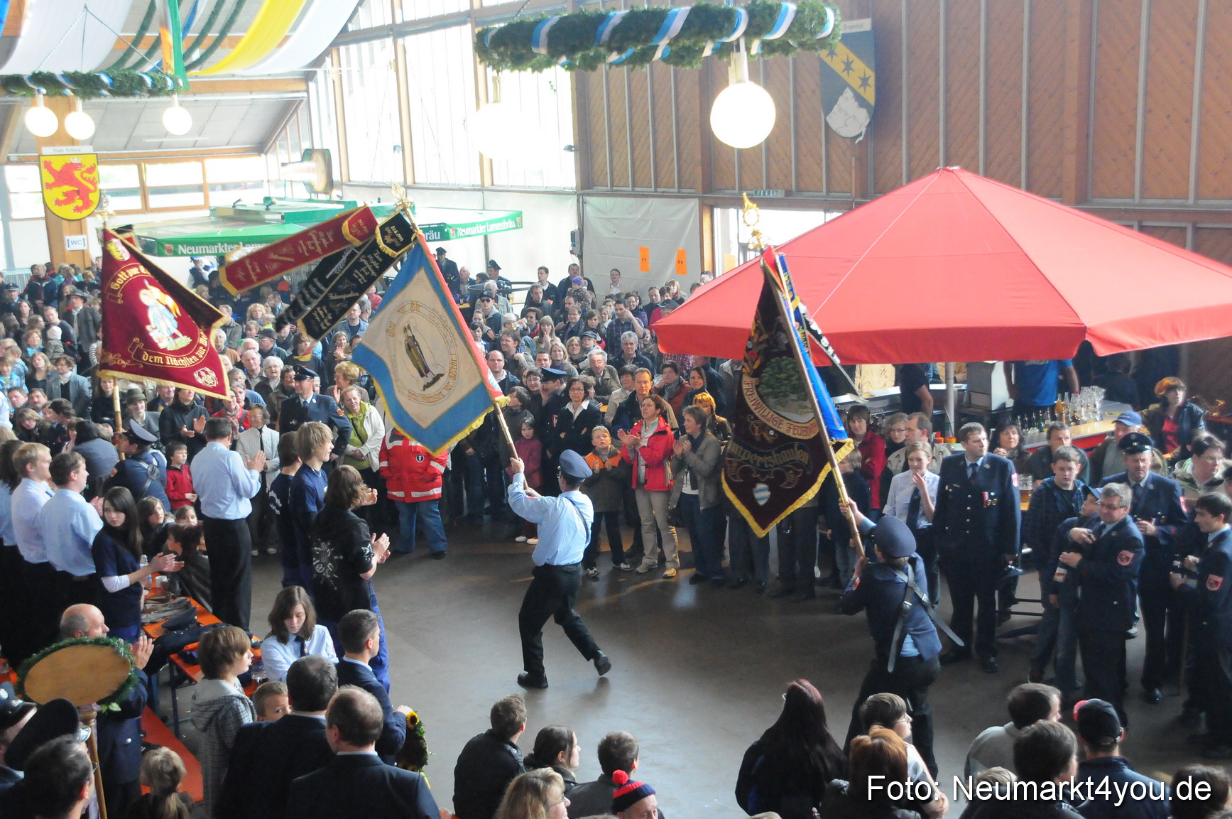 Festzug 150 Jahre Feuerwehr Neumarkt 160510 0241