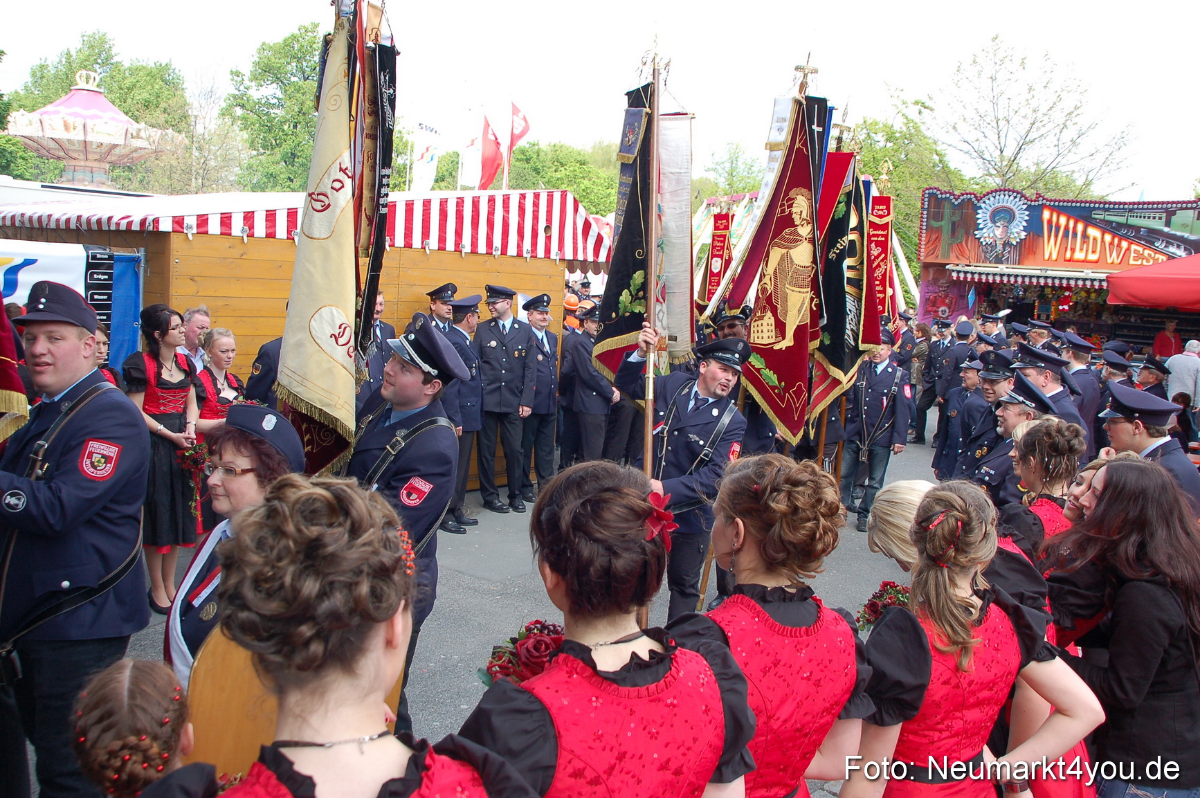 Festzug 150 Jahre Feuerwehr Neumarkt 160510 0243