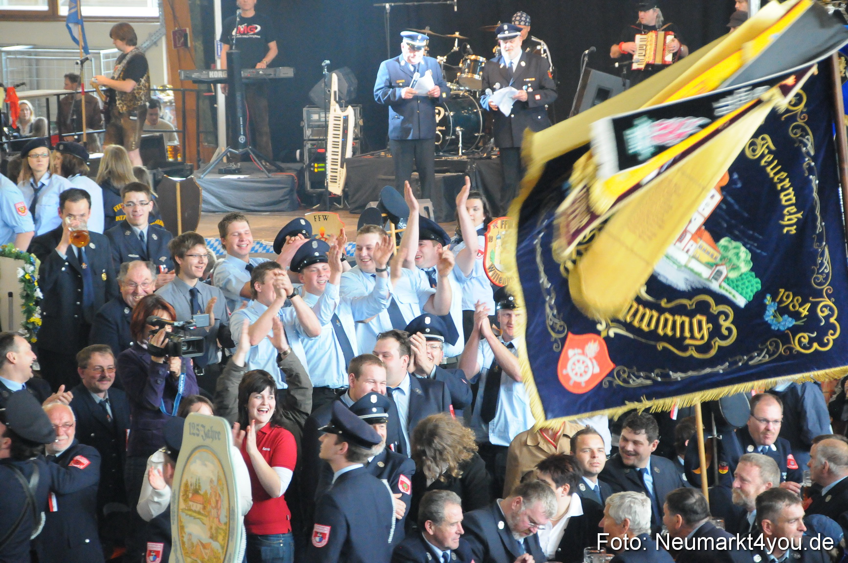 Festzug 150 Jahre Feuerwehr Neumarkt 160510 0248