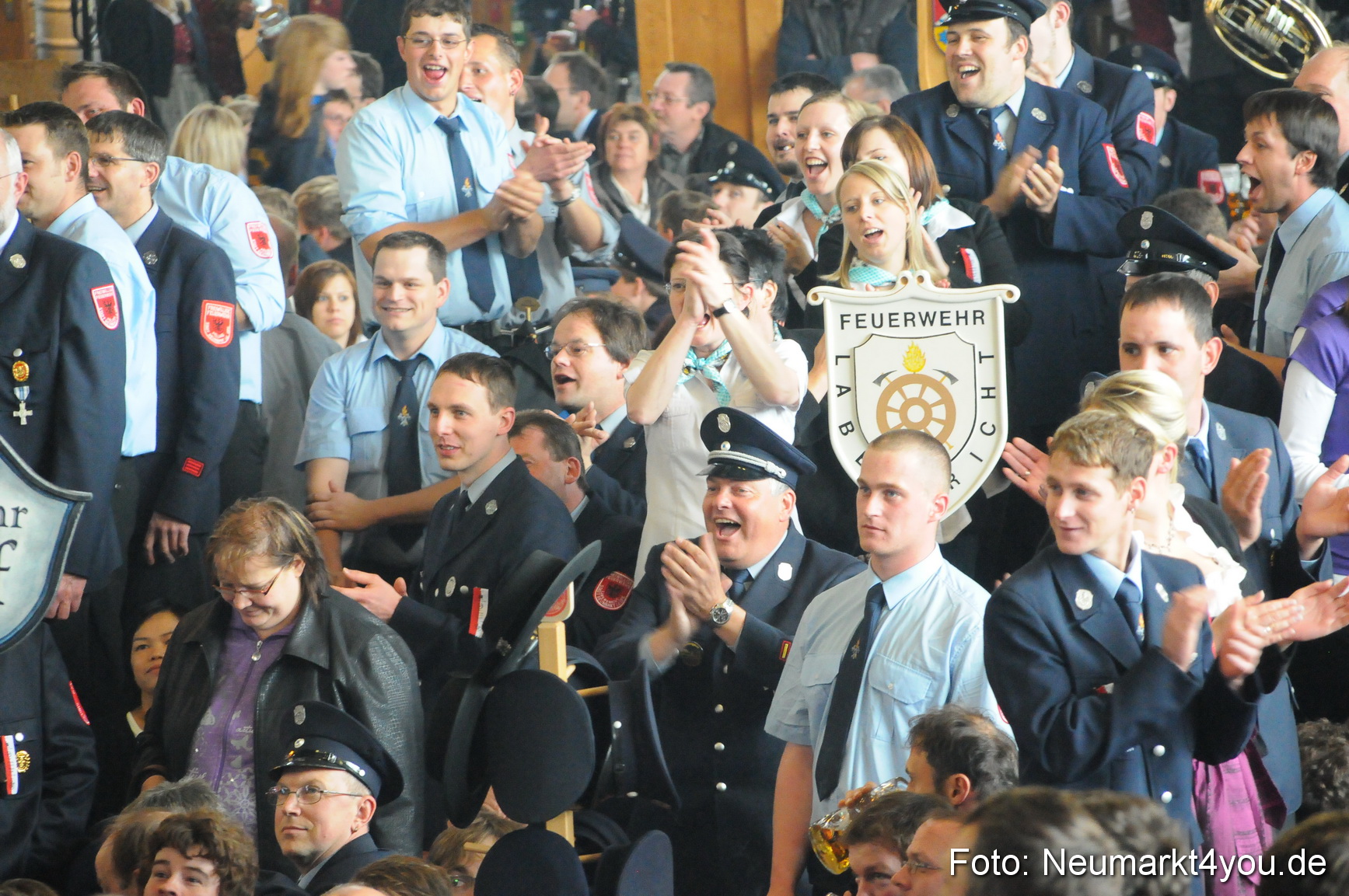 Festzug 150 Jahre Feuerwehr Neumarkt 160510 0250