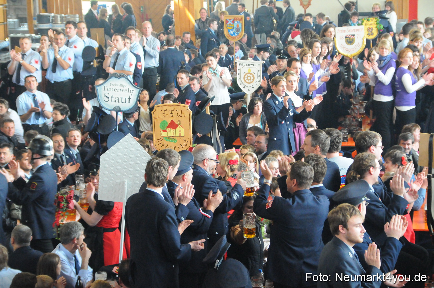 Festzug 150 Jahre Feuerwehr Neumarkt 160510 0254