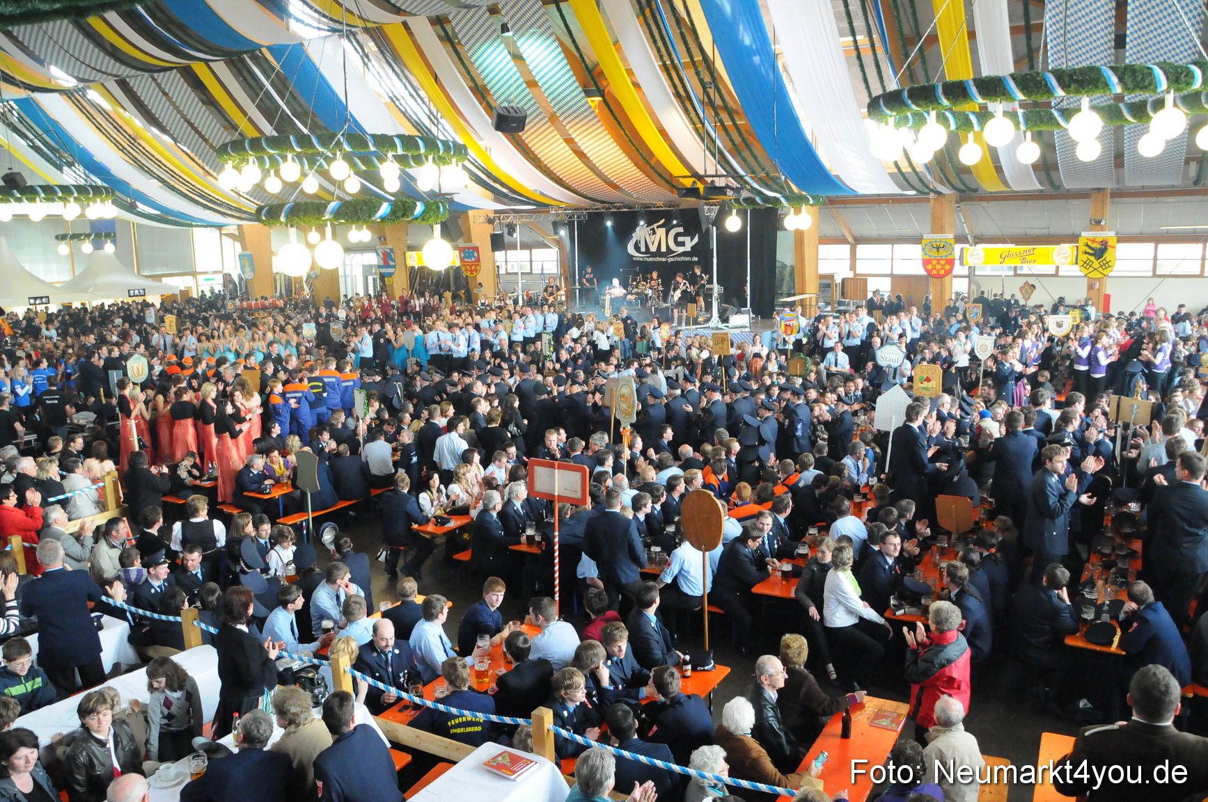 Festzug 150 Jahre Feuerwehr Neumarkt 160510 0255