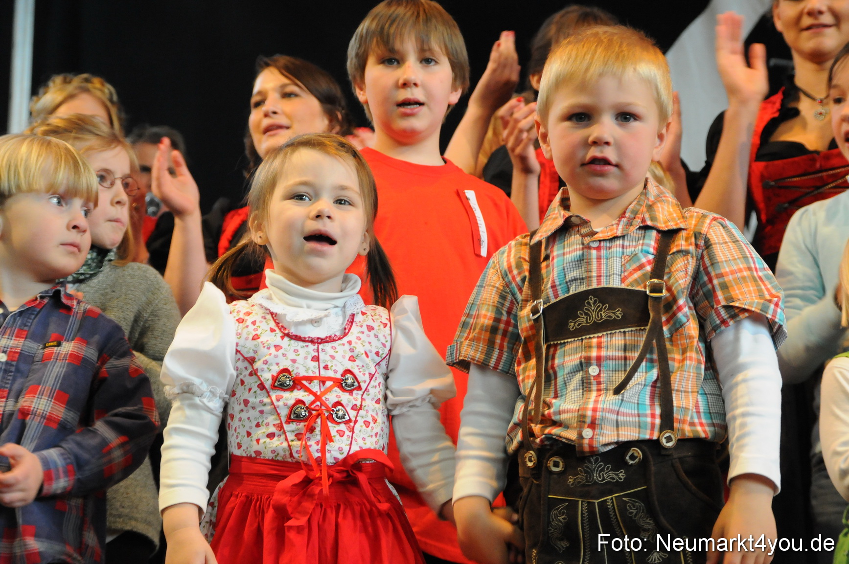 Festzug 150 Jahre Feuerwehr Neumarkt 160510 0259