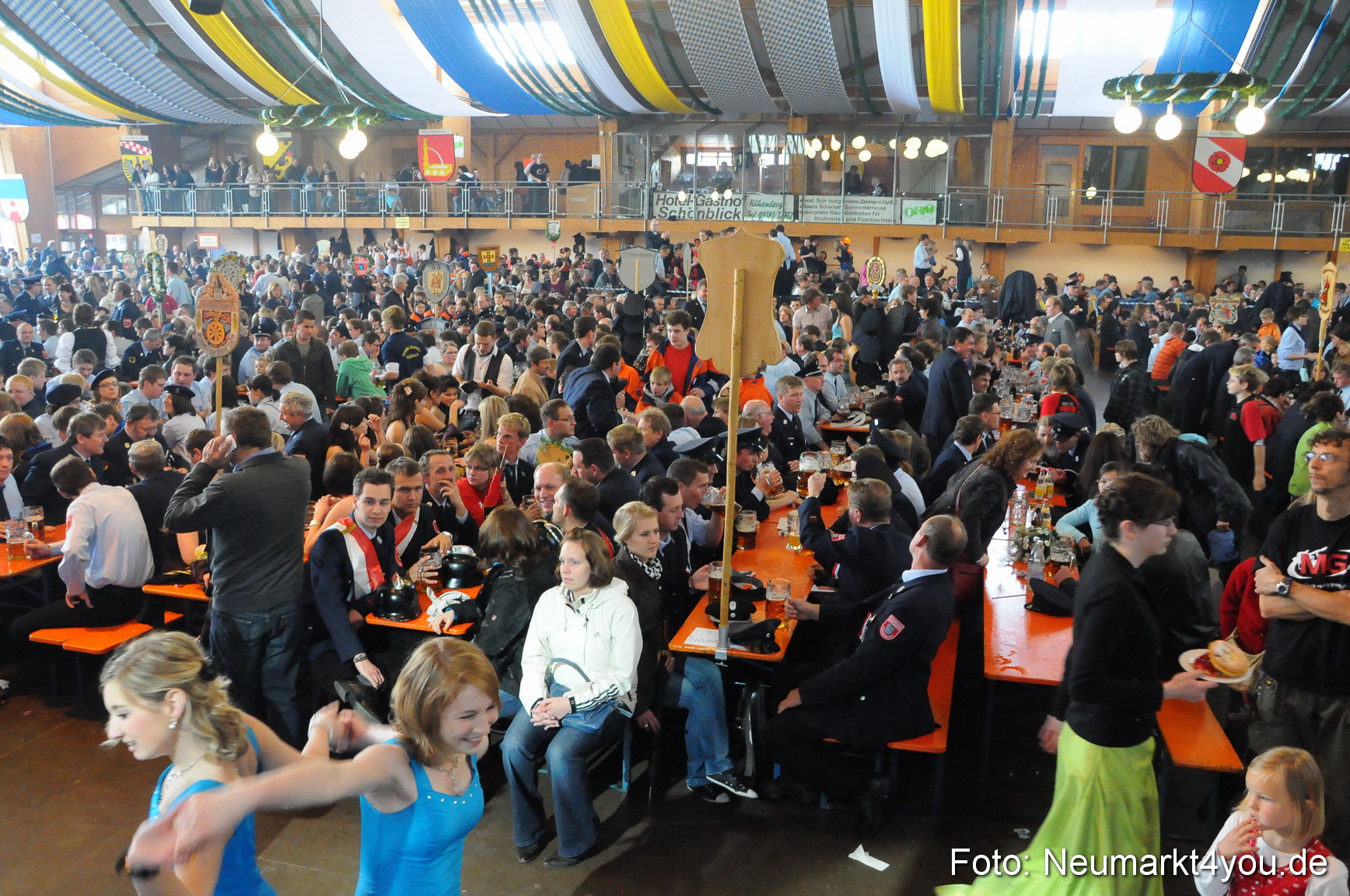 Festzug 150 Jahre Feuerwehr Neumarkt 160510 0263